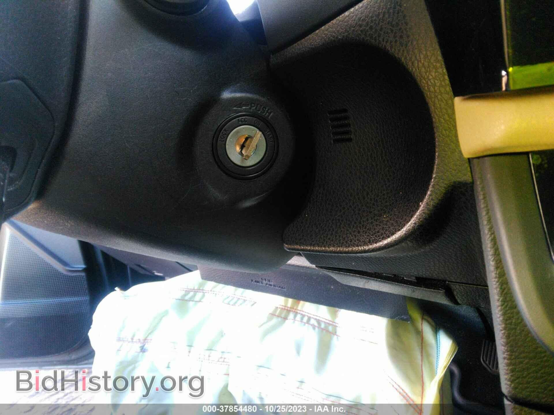 2015 TOYOTA COROLLA - VIN: 2T1BURHE4FC337268 - Photo 11