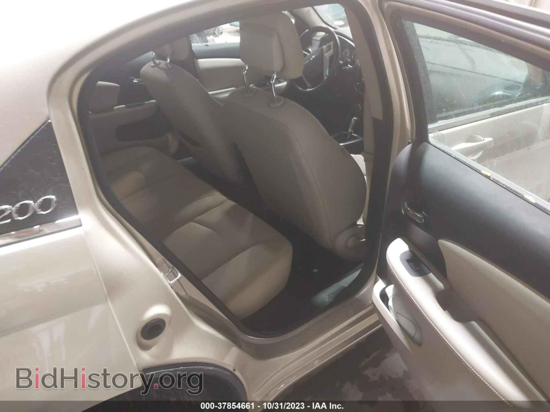 2011 CHRYSLER 200 - VIN: 1C3BC1FB1BN514187 - Фото 8