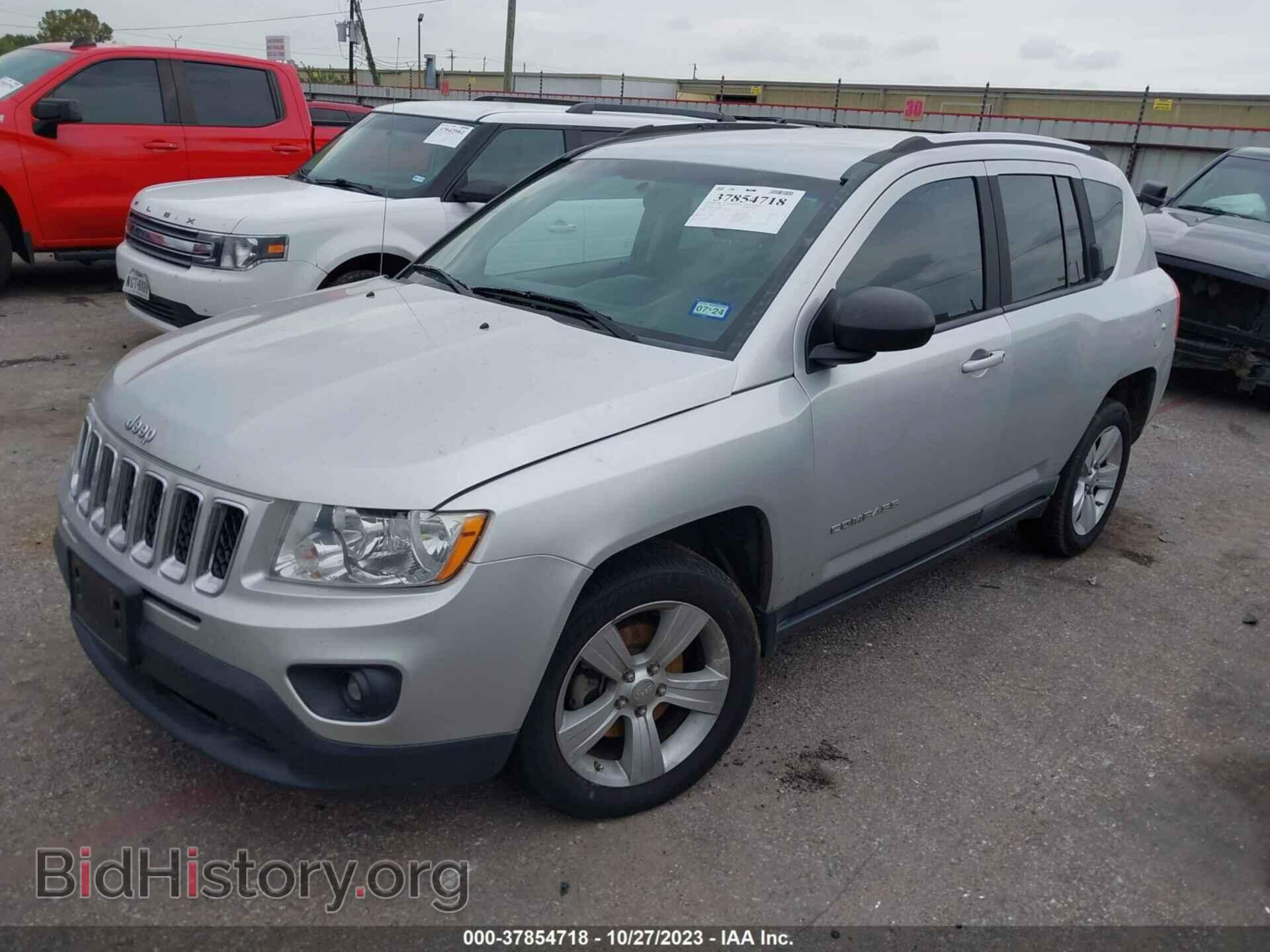 2011 JEEP COMPASS - VIN: 1J4NT1FA6BD290513 - Photo 2