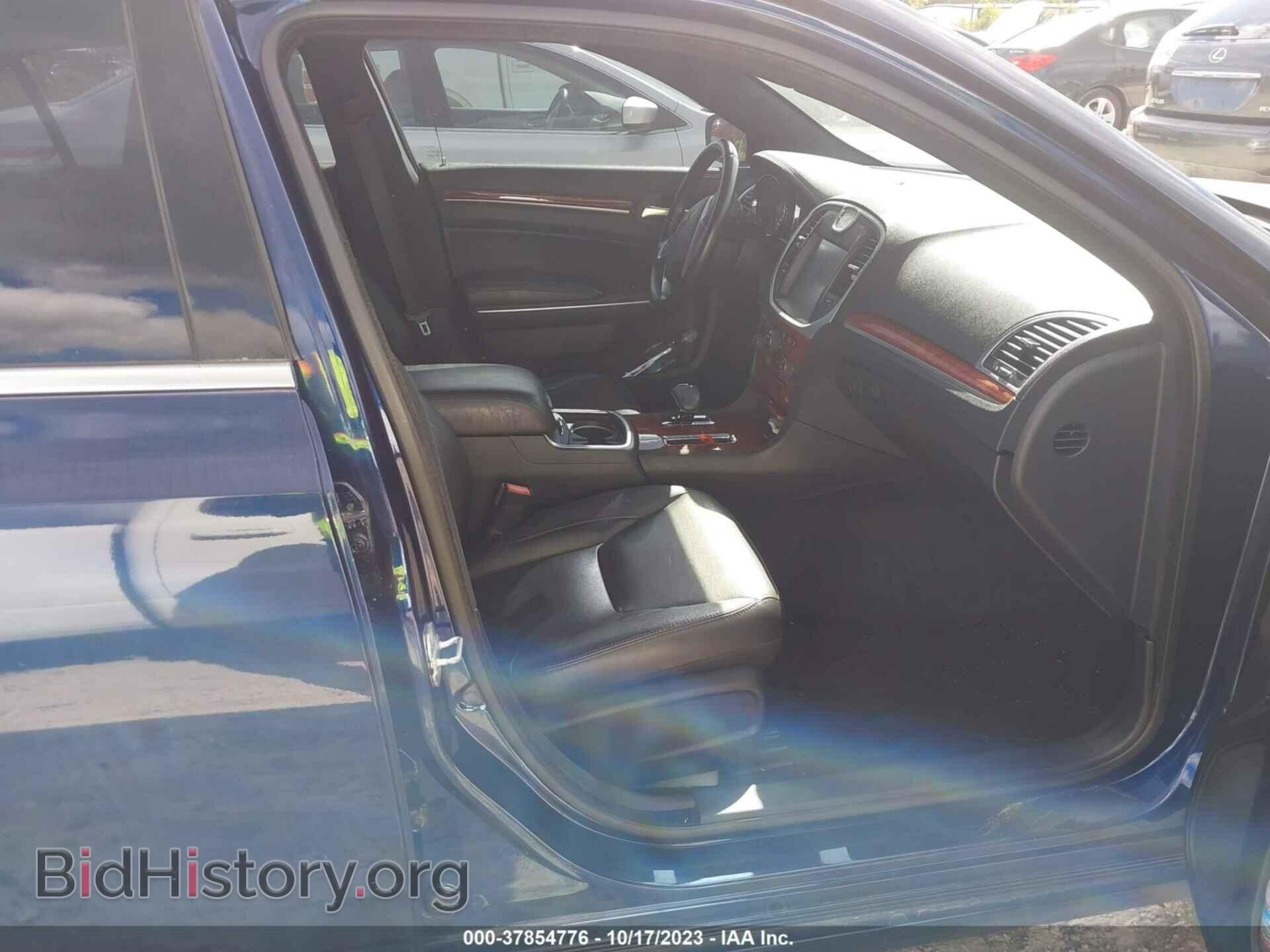 2013 CHRYSLER 300 - VIN: 2C3CCAAG3DH626542 - Фото 5