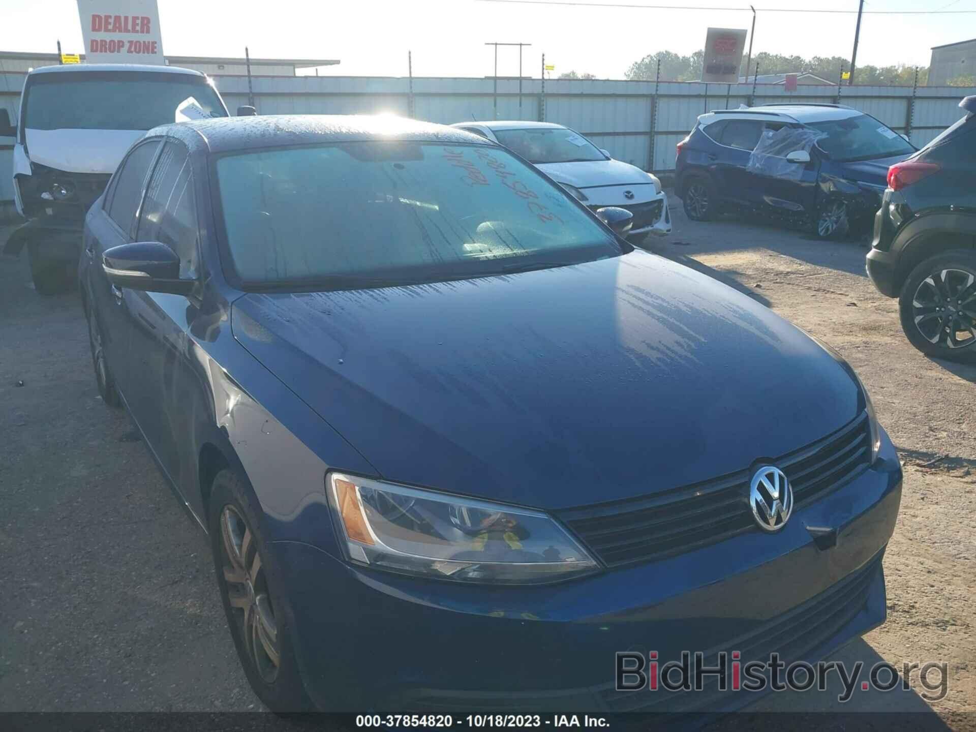 Photo 3VWD07AJ4EM299804 - VOLKSWAGEN JETTA SEDAN 2014