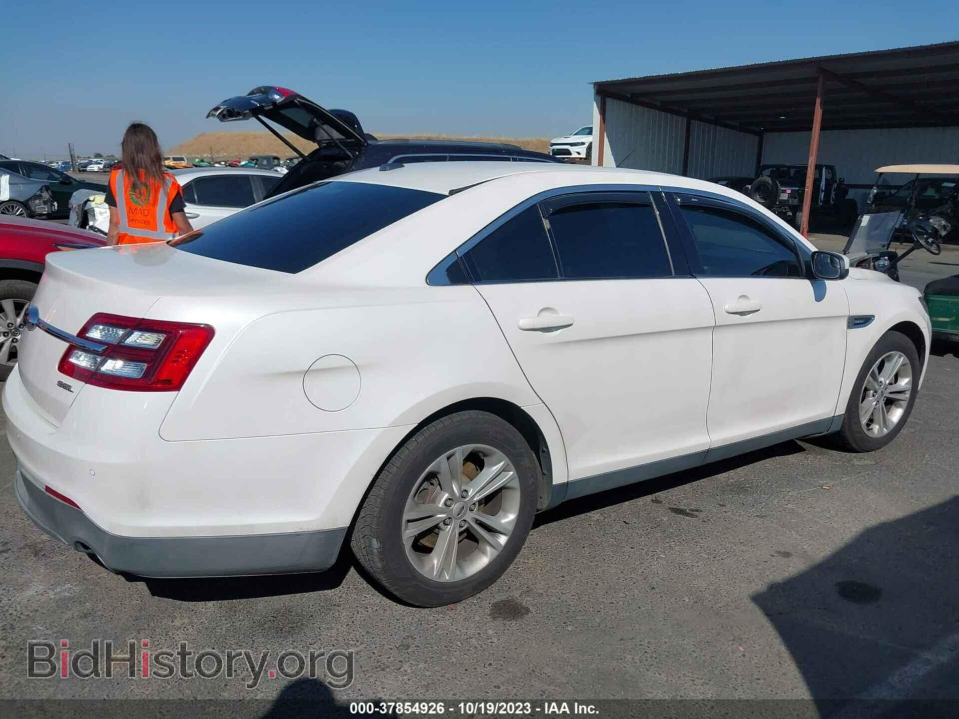 2015 FORD TAURUS - VIN: 1FAHP2E80FG135445 - Photo 4