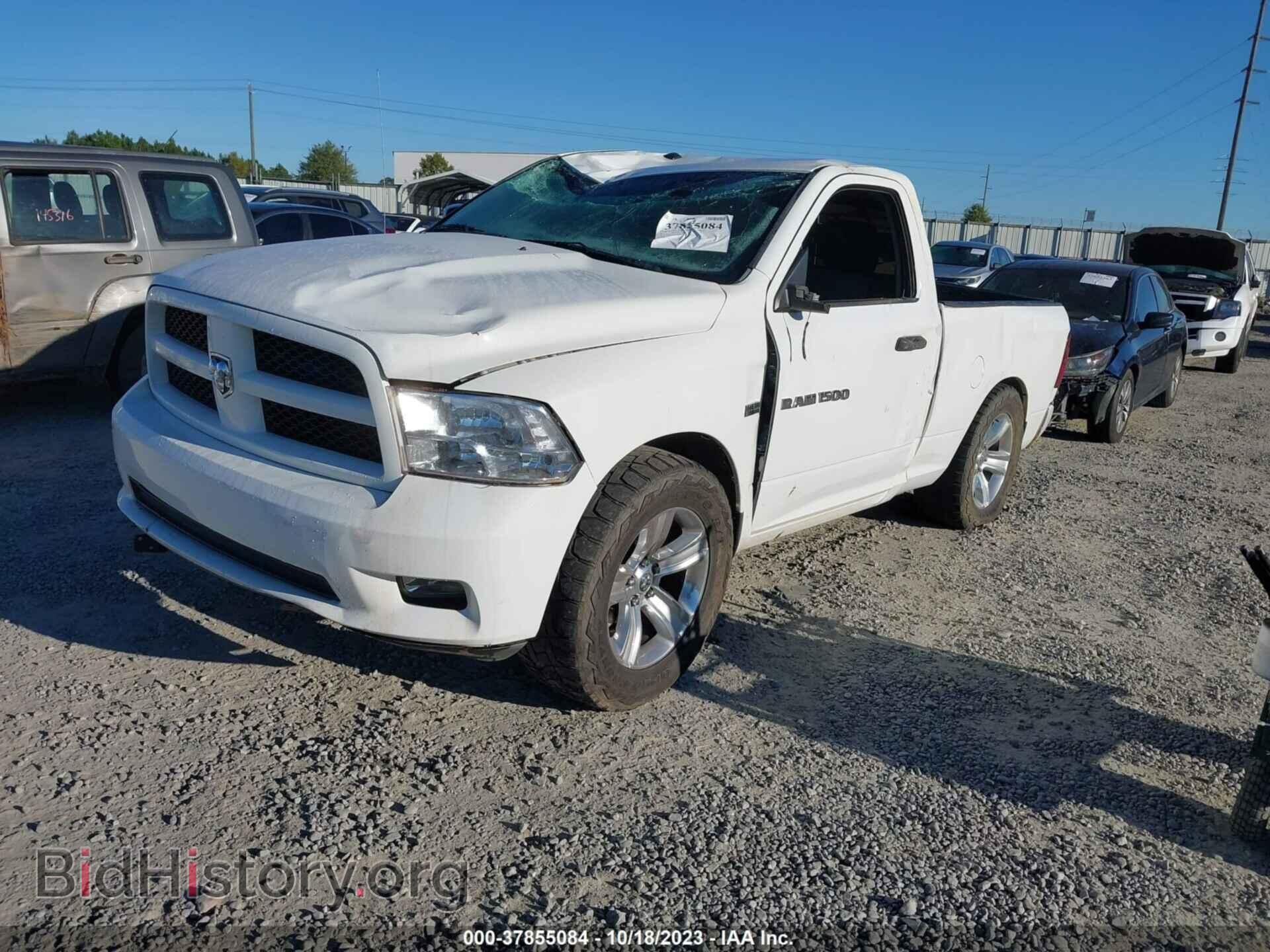 2012 RAM 1500 - VIN: 3C6JD6AT9CG117524 - Фото 2