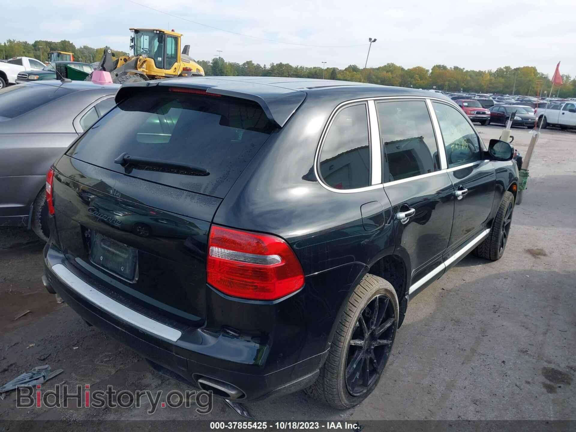 2010 PORSCHE CAYENNE - VIN: WP1AA2AP5ALA08358 - Фото 4