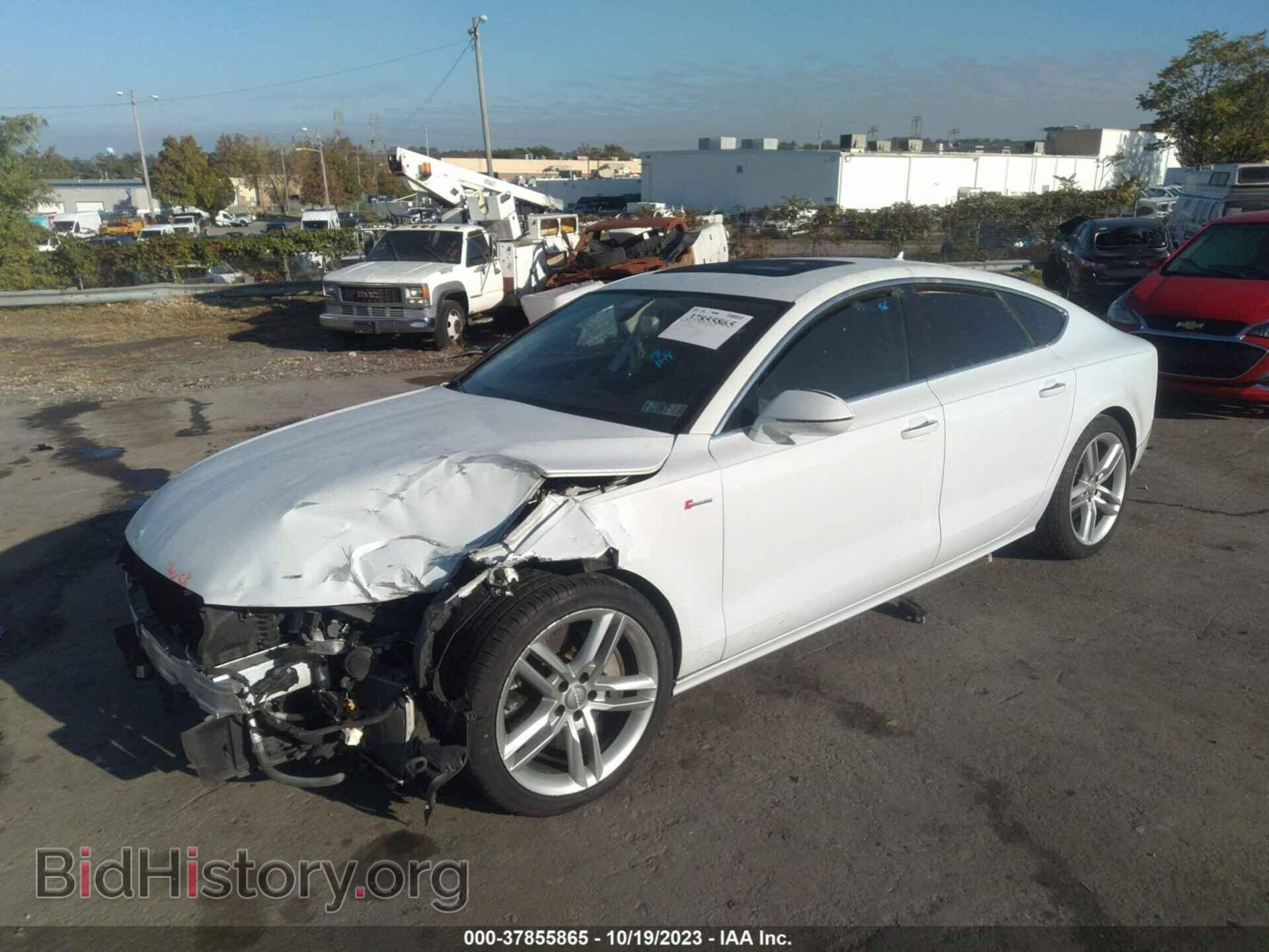 2013 AUDI A7 - VIN: WAUYGAFCXDN011437 - Фото 2