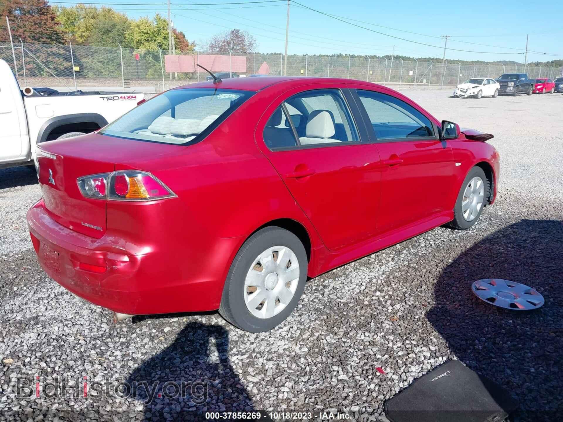 2011 MITSUBISHI LANCER - VIN: JA32U2FU6BU020783 - Фото 4