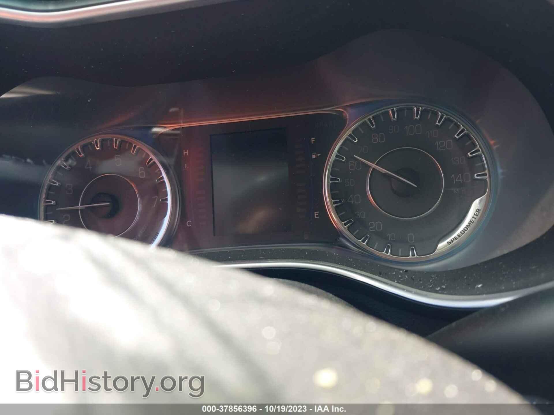 2016 CHRYSLER 200 - VIN: 1C3CCCABXGN172494 - Фото 7