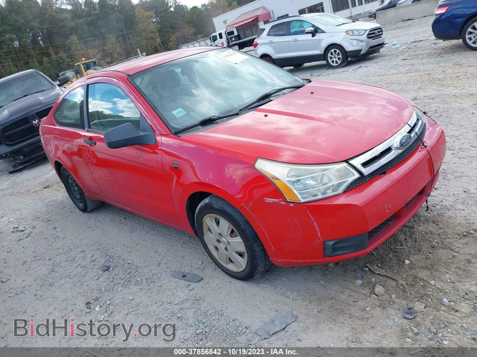 Photo 1FAHP32NX8W280775 - FORD FOCUS 2008
