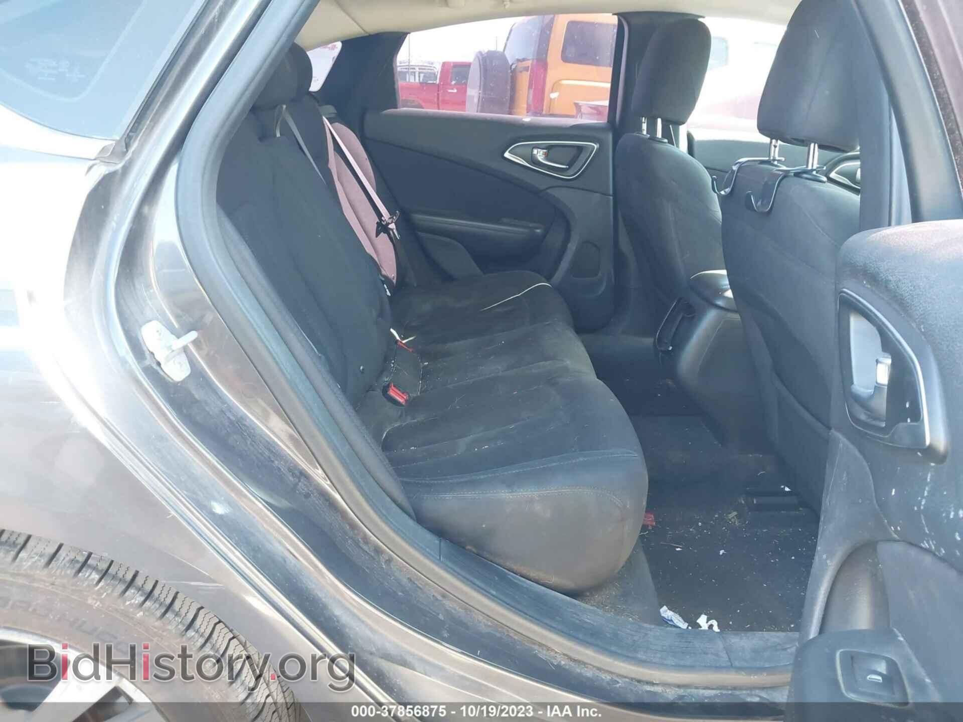 2015 CHRYSLER 200 - VIN: 1C3CCCAB8FN538824 - Фото 8