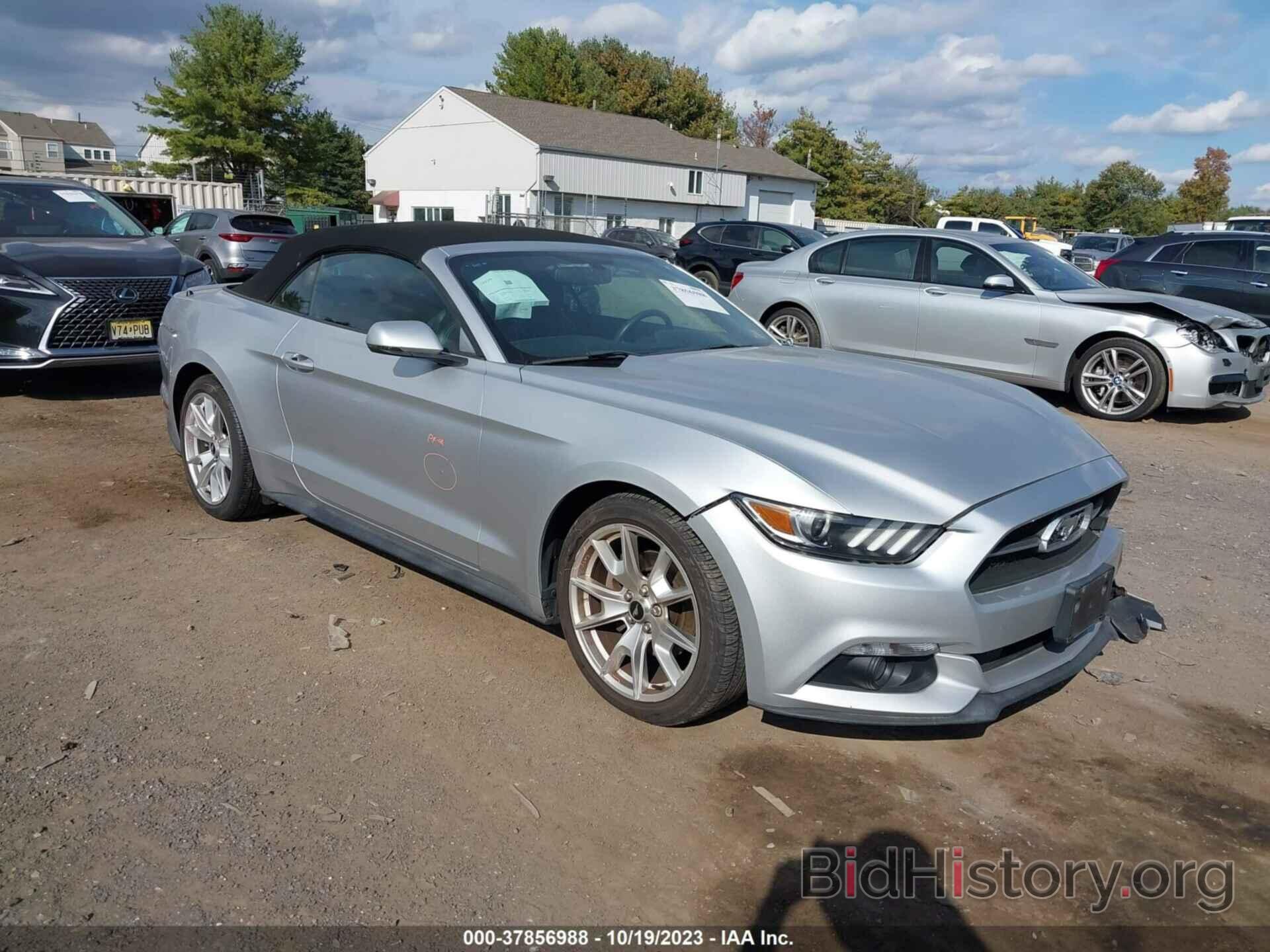 Photo 1FATP8UH6F5394385 - FORD MUSTANG 2015