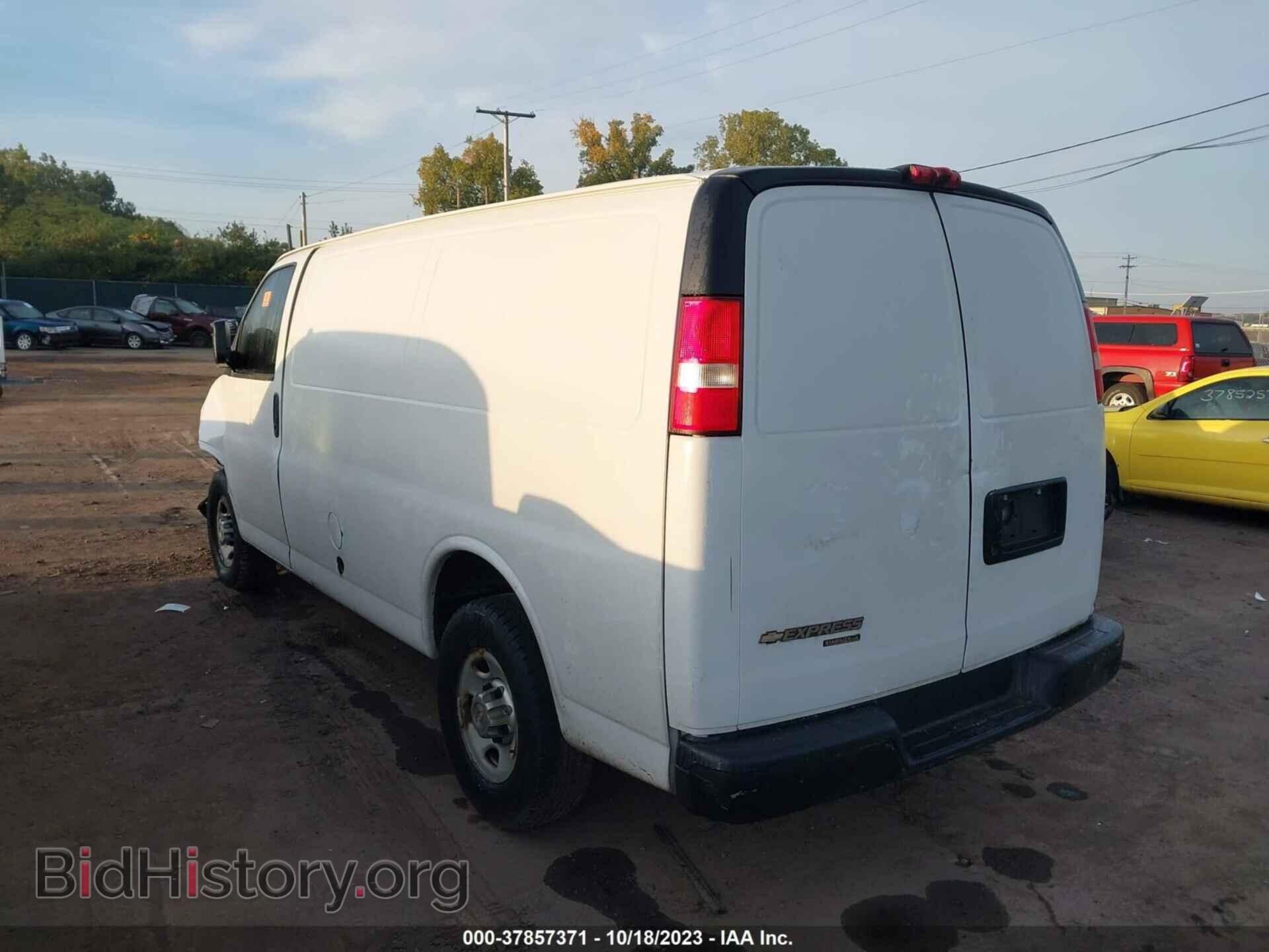 2012 CHEVROLET EXPRESS CARGO VAN - VIN: 1GCWGFCAXC1178025 - Фото 3