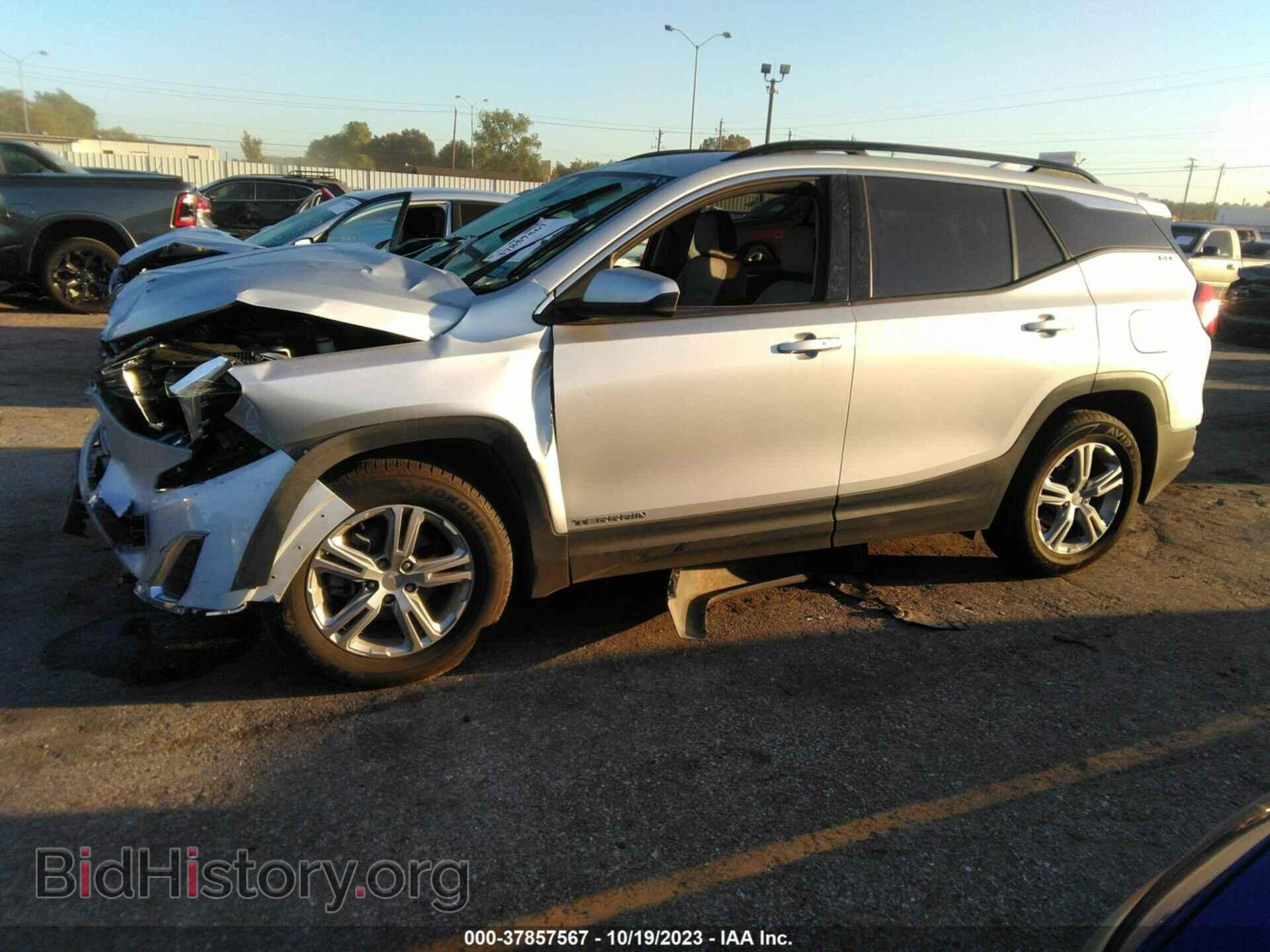 2020 GMC TERRAIN - VIN: 3GKALMEV2LL198437 - Photo 2