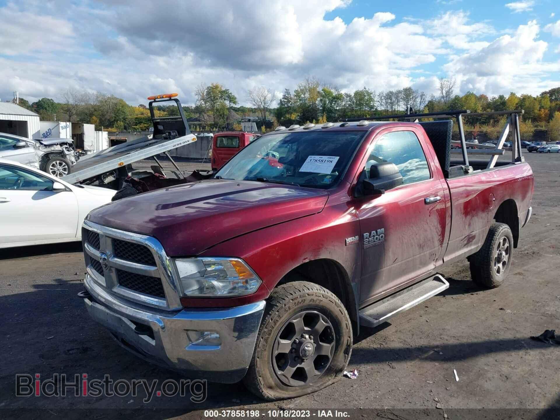 2018 RAM 2500 - VIN: 3C6MR5BJ4JG211247 - Фото 2