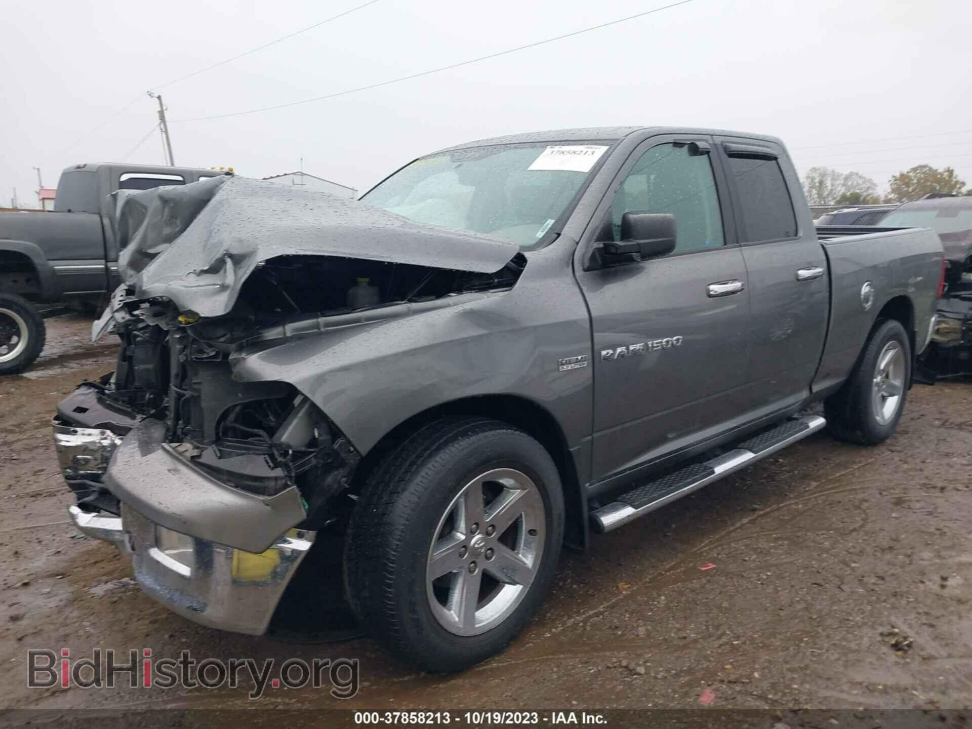 2011 RAM RAM 1500 - VIN: 1D7RB1GT4BS697032 - Фото 2