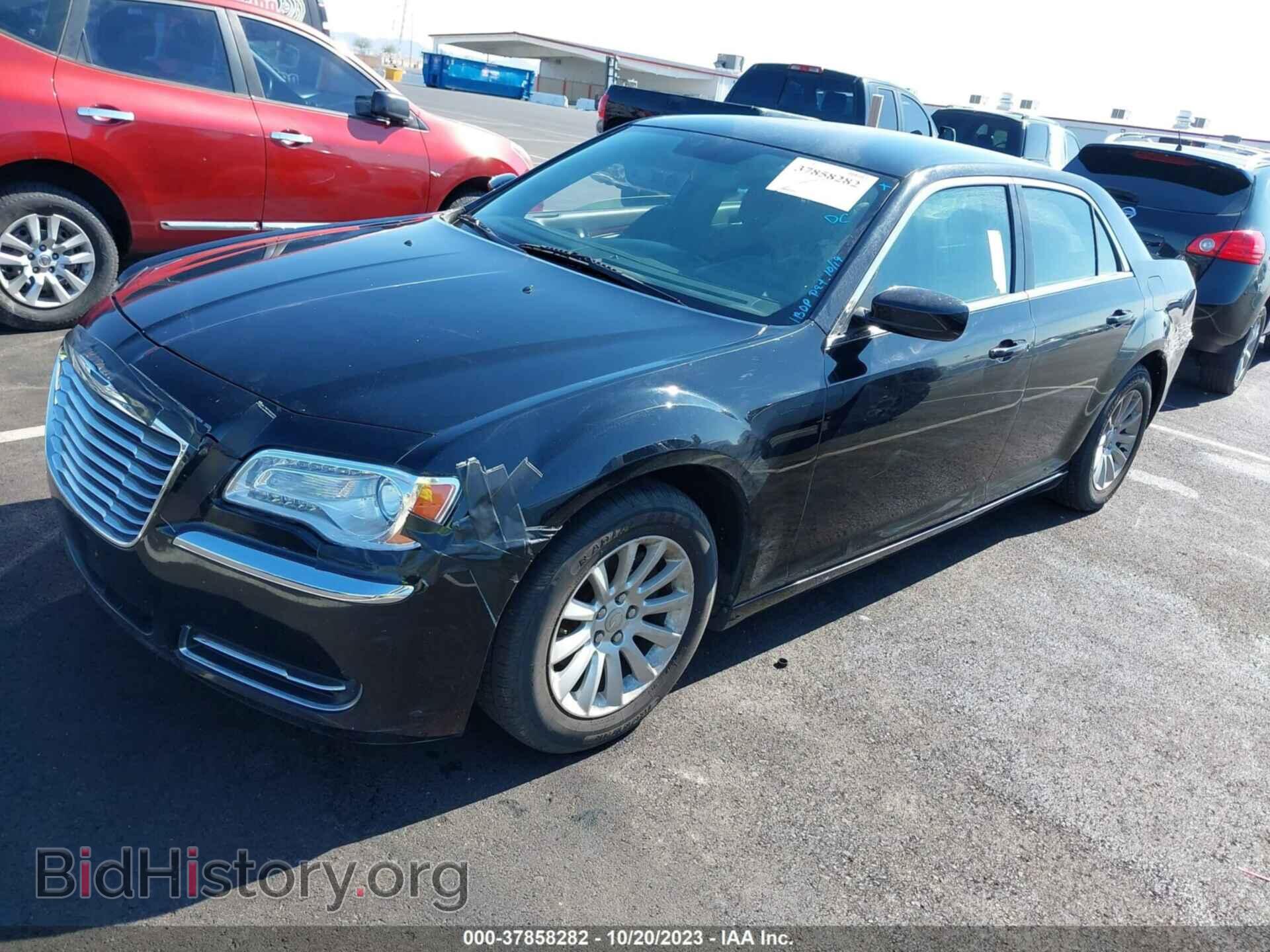 2012 CHRYSLER 300 - VIN: 2C3CCAAG5CH129751 - Фото 2