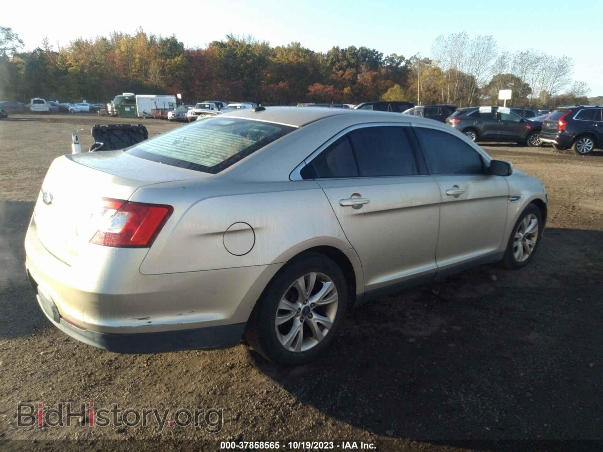 2010 FORD TAURUS - VIN: 1FAHP2EW6AG105941 - Фото 4