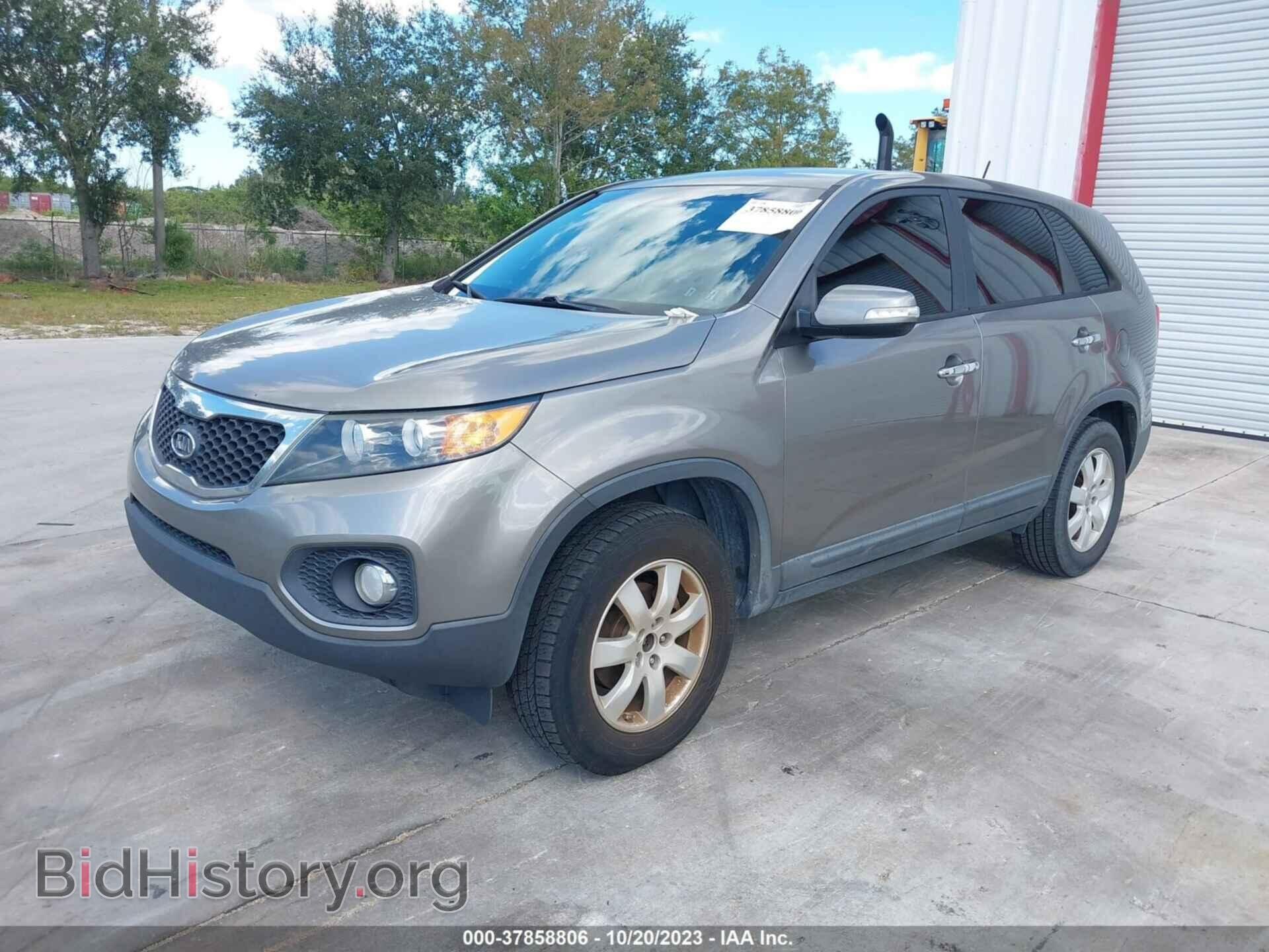 2013 KIA SORENTO - VIN: 5XYKT4A18DG416229 - Фото 2