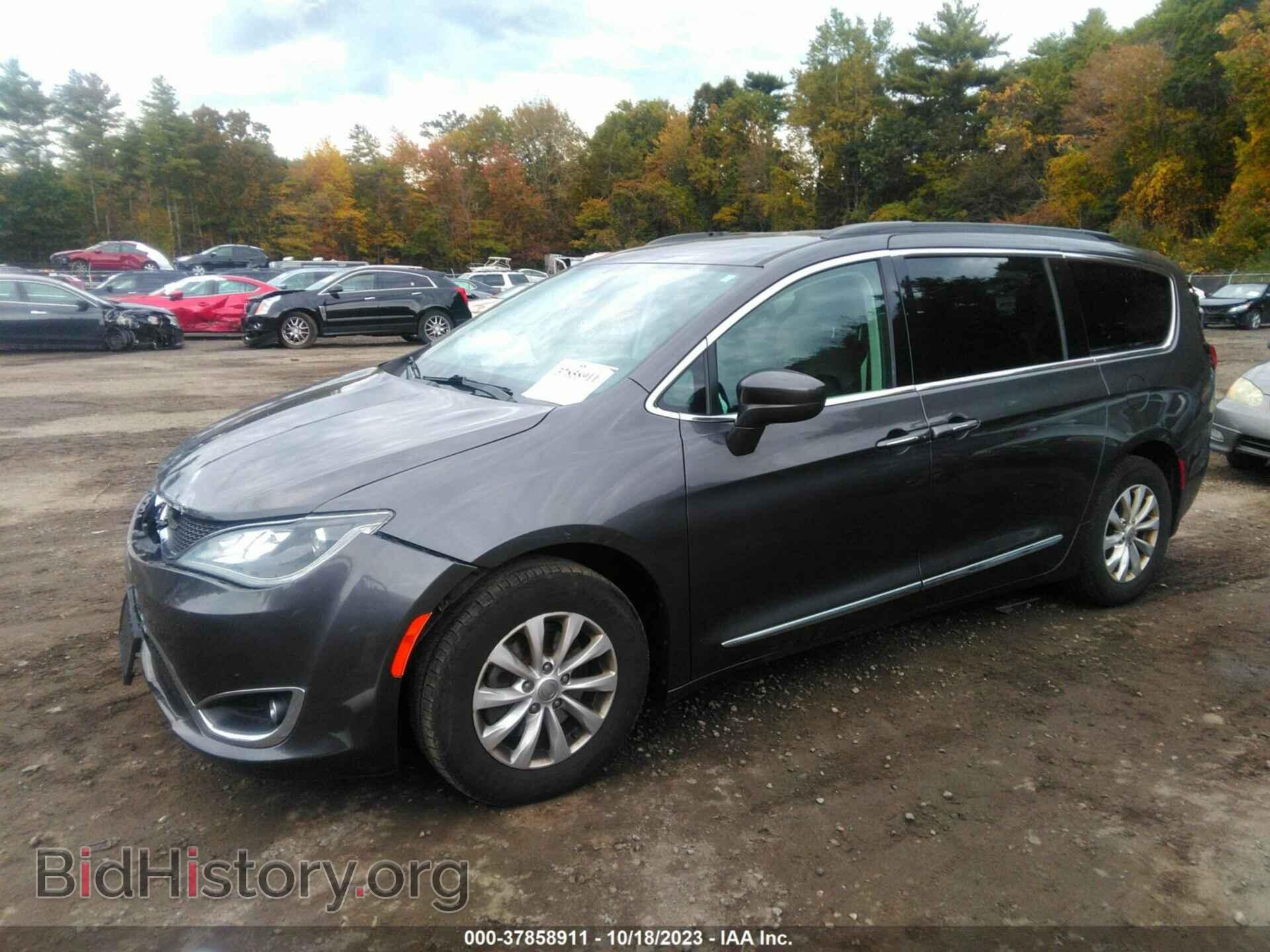 2017 CHRYSLER PACIFICA - VIN: 2C4RC1BG8HR565726 - Photo 2