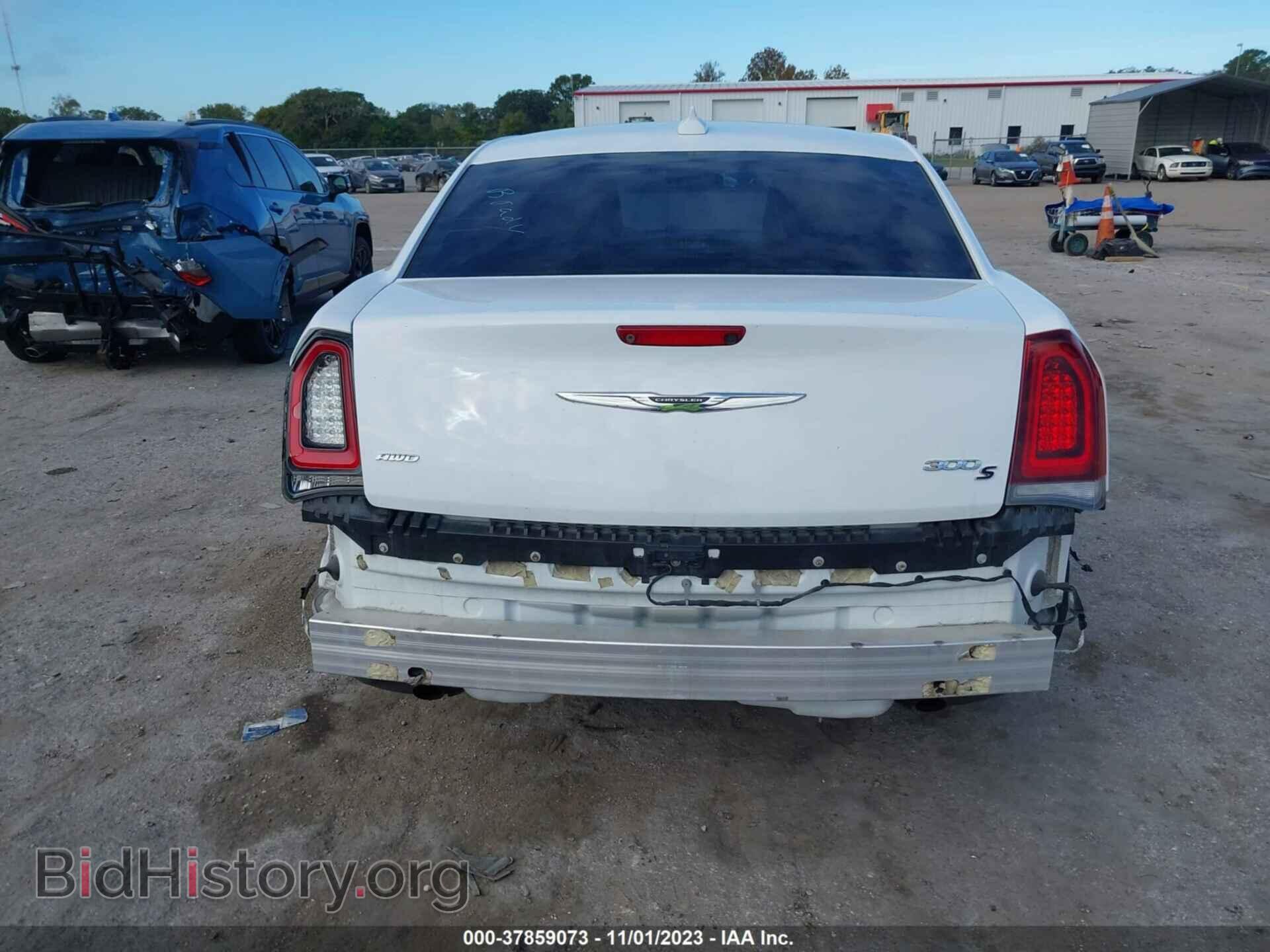 2016 CHRYSLER 300 - VIN: 2C3CCAGG5GH296009 - Фото 16