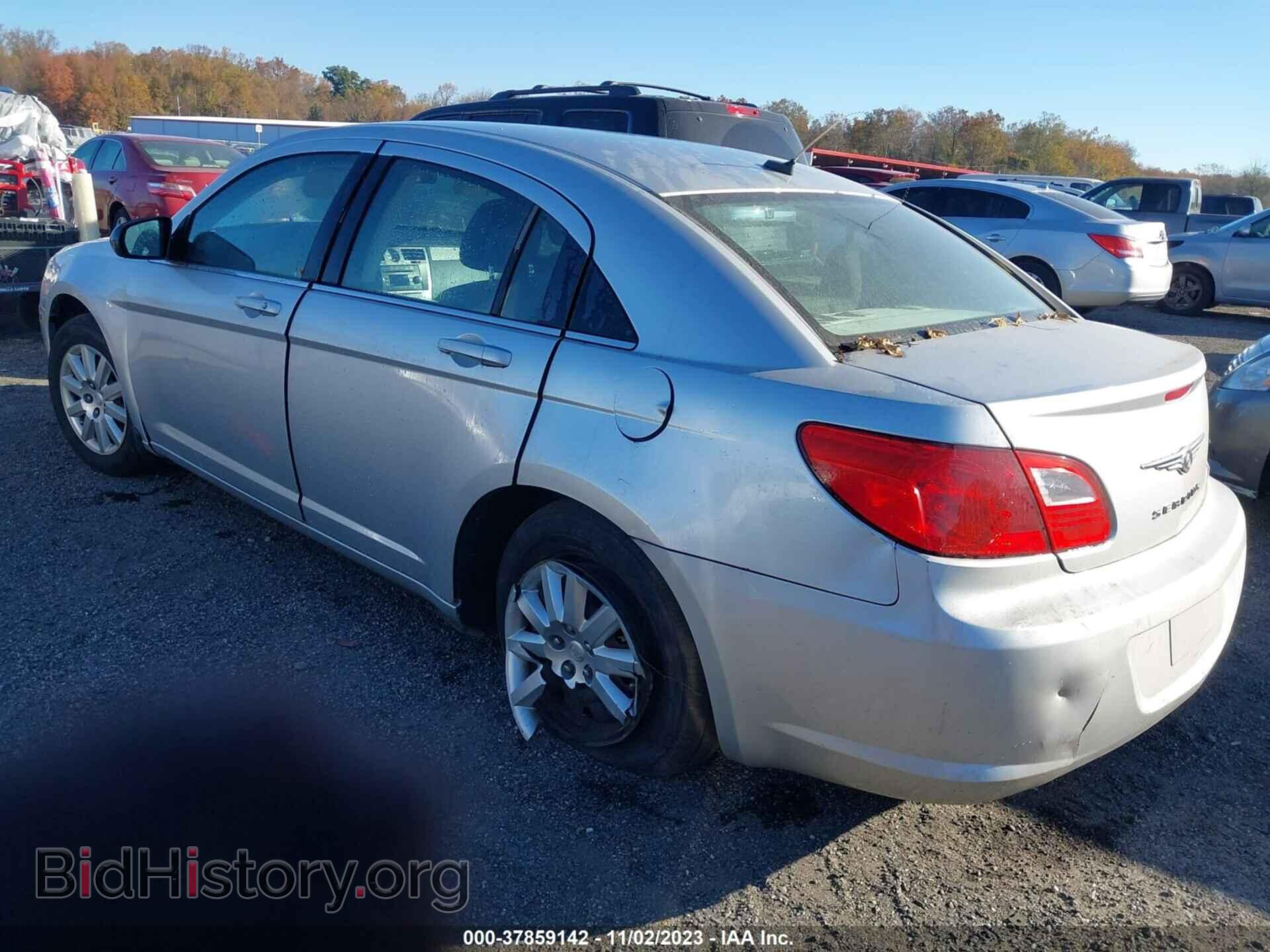2010 CHRYSLER SEBRING - VIN: 1C3CC4FB6AN207229 - Фото 3