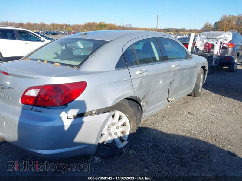 2010 Chrysler SEBRING (VIN 1C3CC4FB6AN207229) — photo 6 of 10