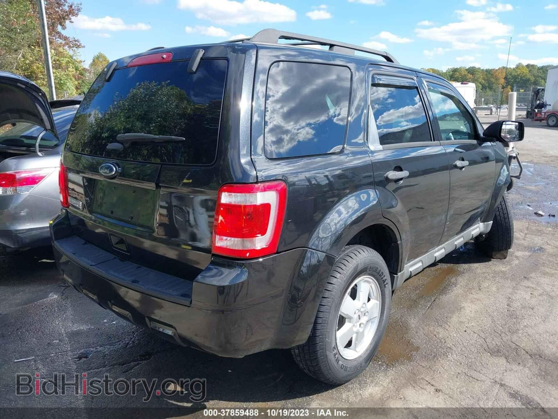 2011 FORD ESCAPE - VIN: 1FMCU0D72BKA65797 - Фото 4