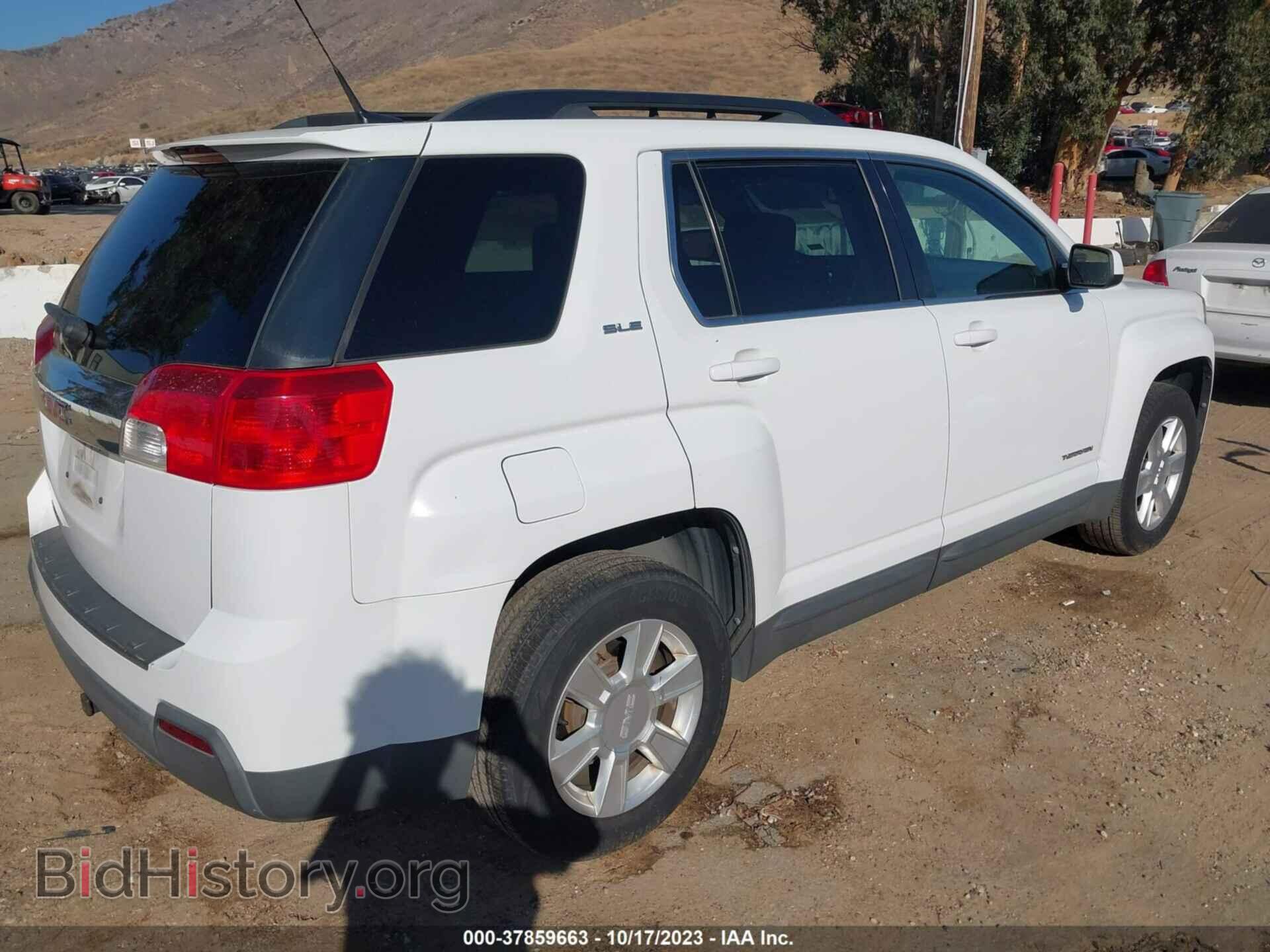 2011 GMC TERRAIN - VIN: 2CTALSEC1B6458963 - Photo 4