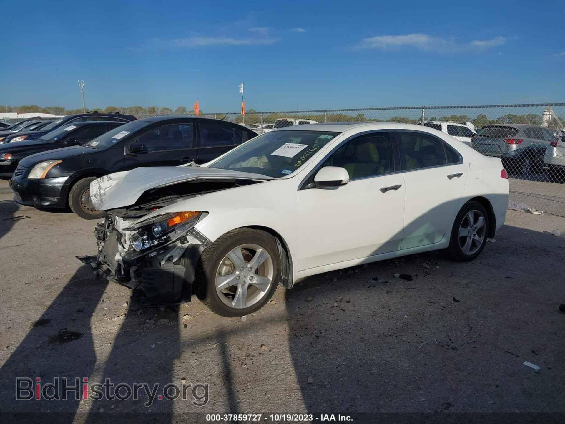 2014 ACURA TSX - VIN: JH4CU2F69EC001466 - Фото 2
