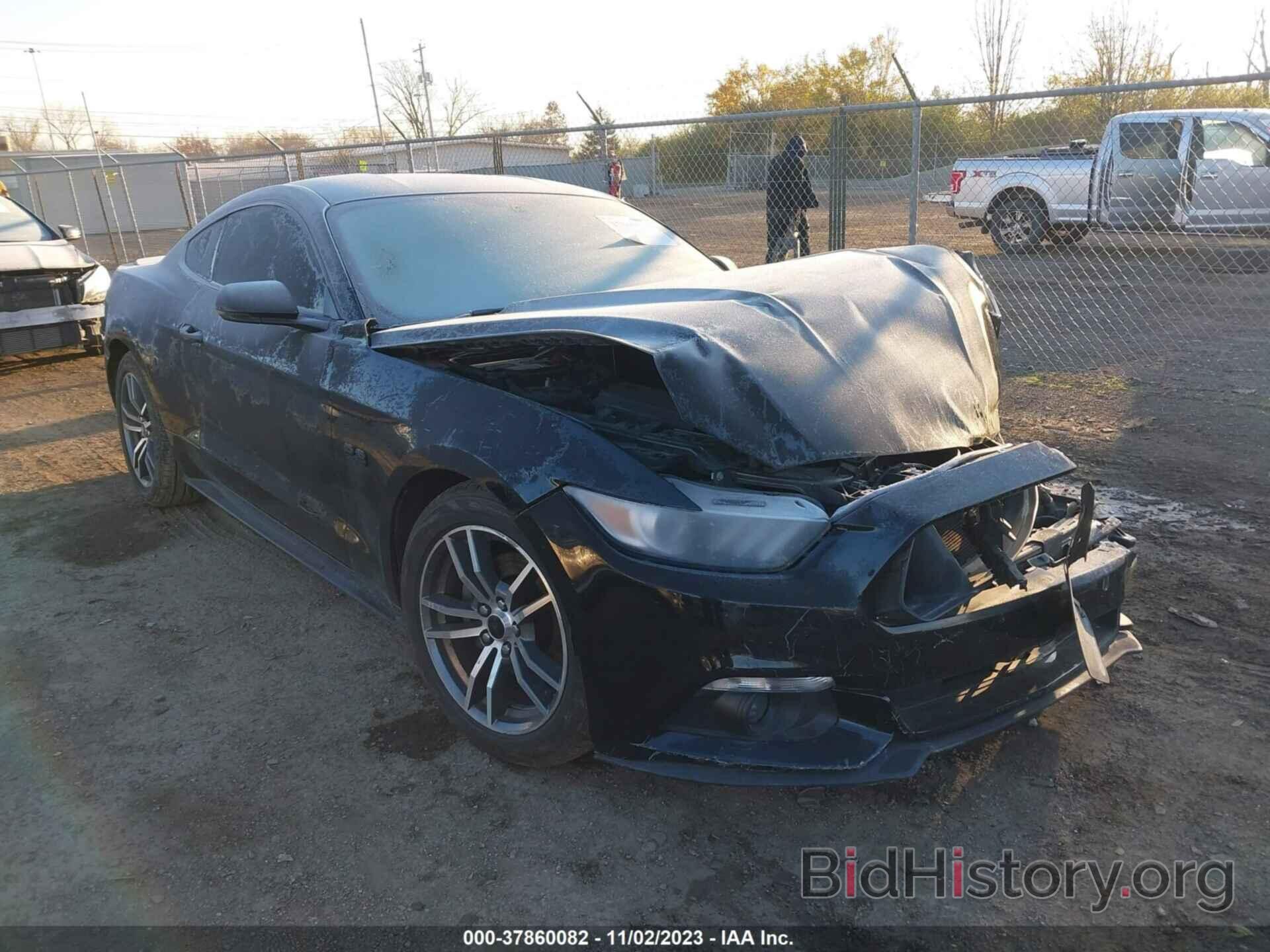 Photo 1FA6P8TH4F5350688 - FORD MUSTANG 2015