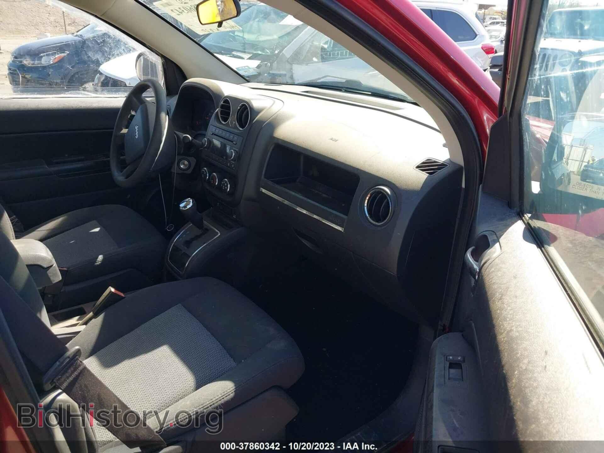 2010 JEEP COMPASS - VIN: 1J4NT4FA5AD659412 - Фото 5