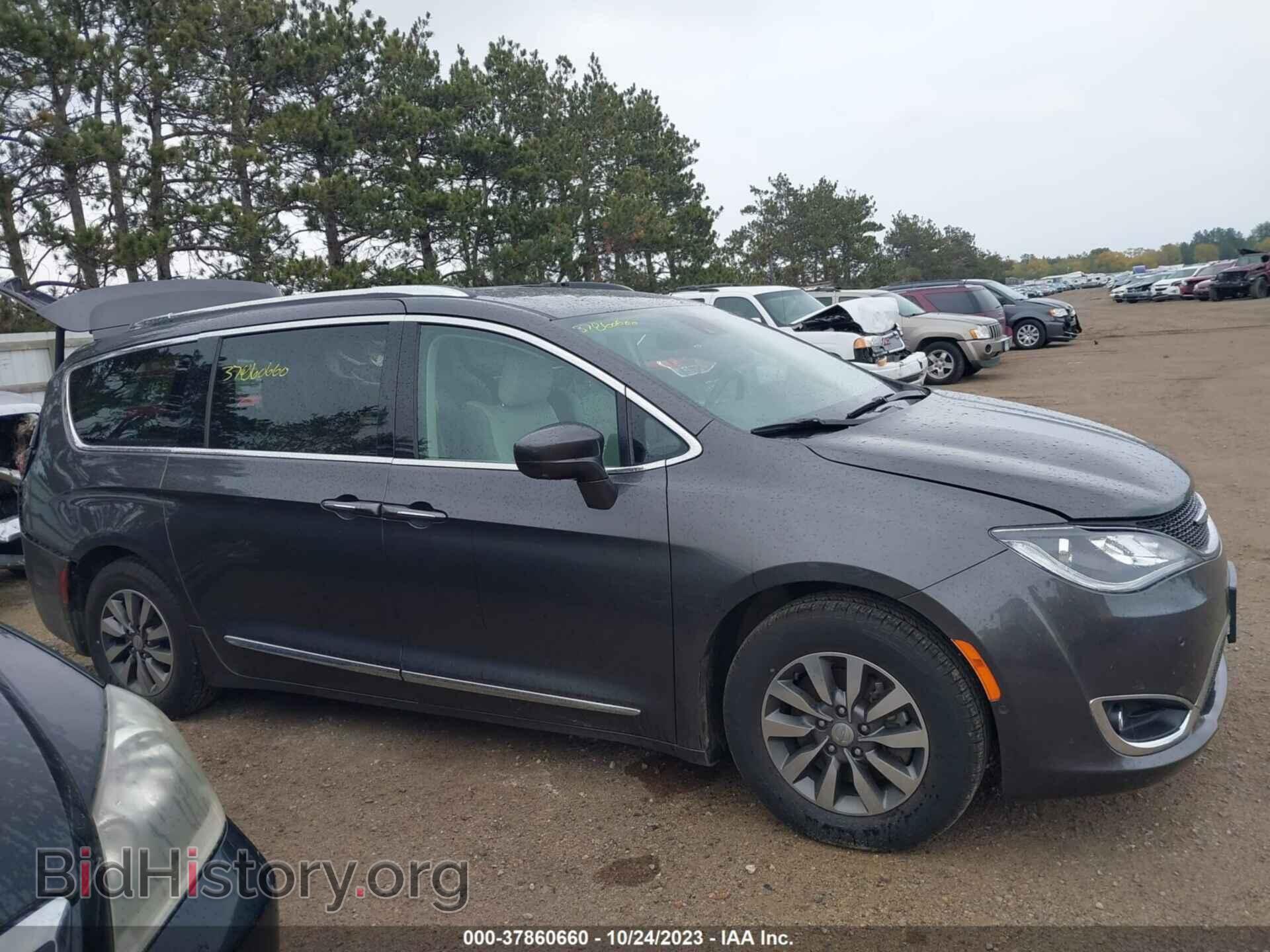 2019 CHRYSLER PACIFICA - VIN: 2C4RC1EG7KR628933 - Фото 13