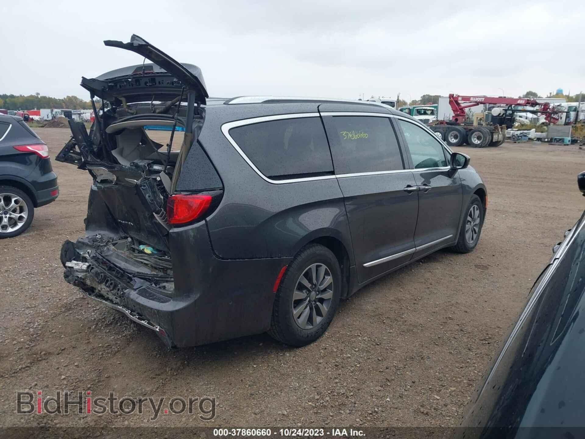 2019 CHRYSLER PACIFICA - VIN: 2C4RC1EG7KR628933 - Фото 4