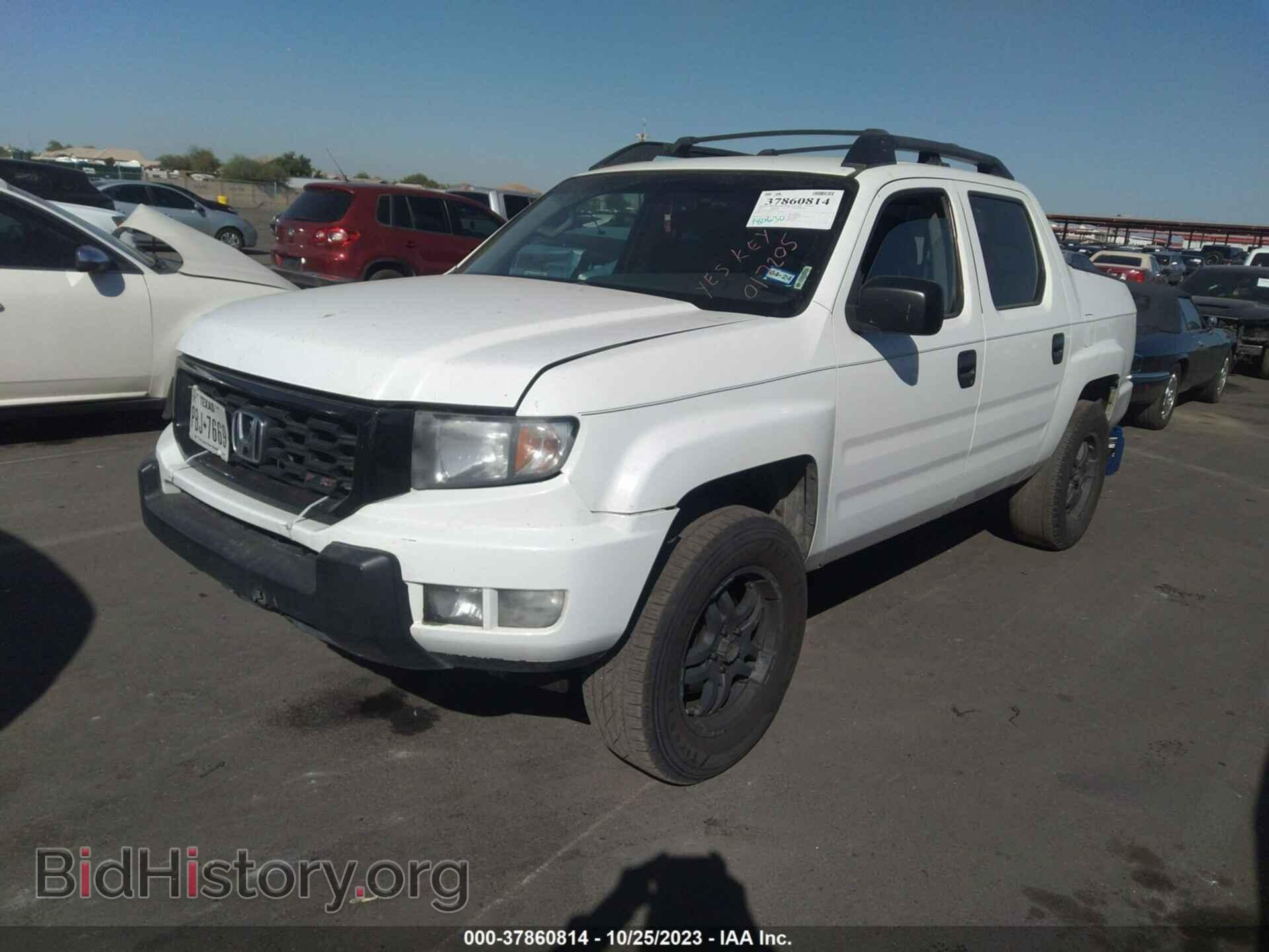 2013 HONDA RIDGELINE - VIN: 5FPYK1F75DB017205 - Фото 2