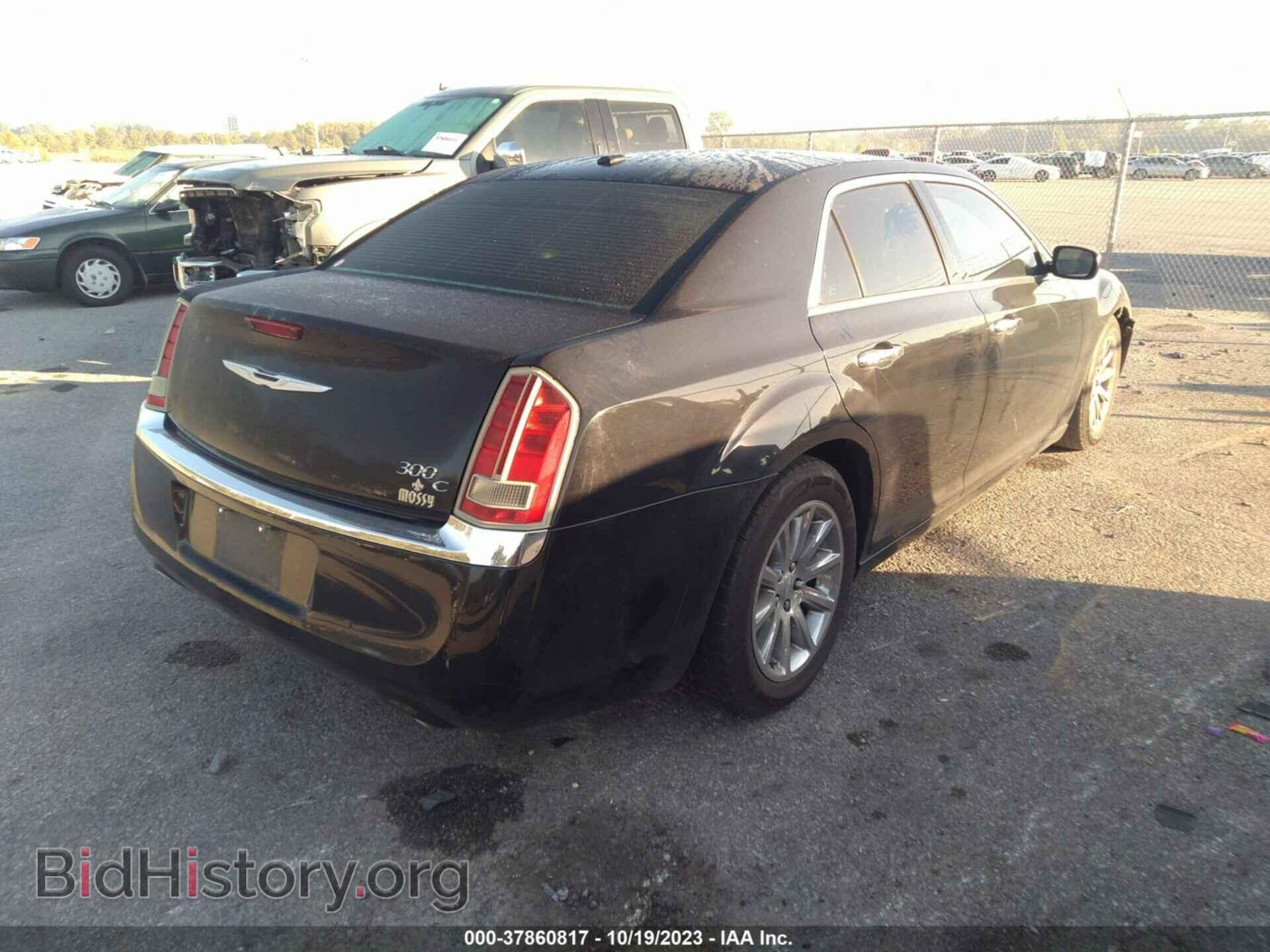 2014 CHRYSLER 300 - VIN: 2C3CCAET7EH109110 - Фото 4