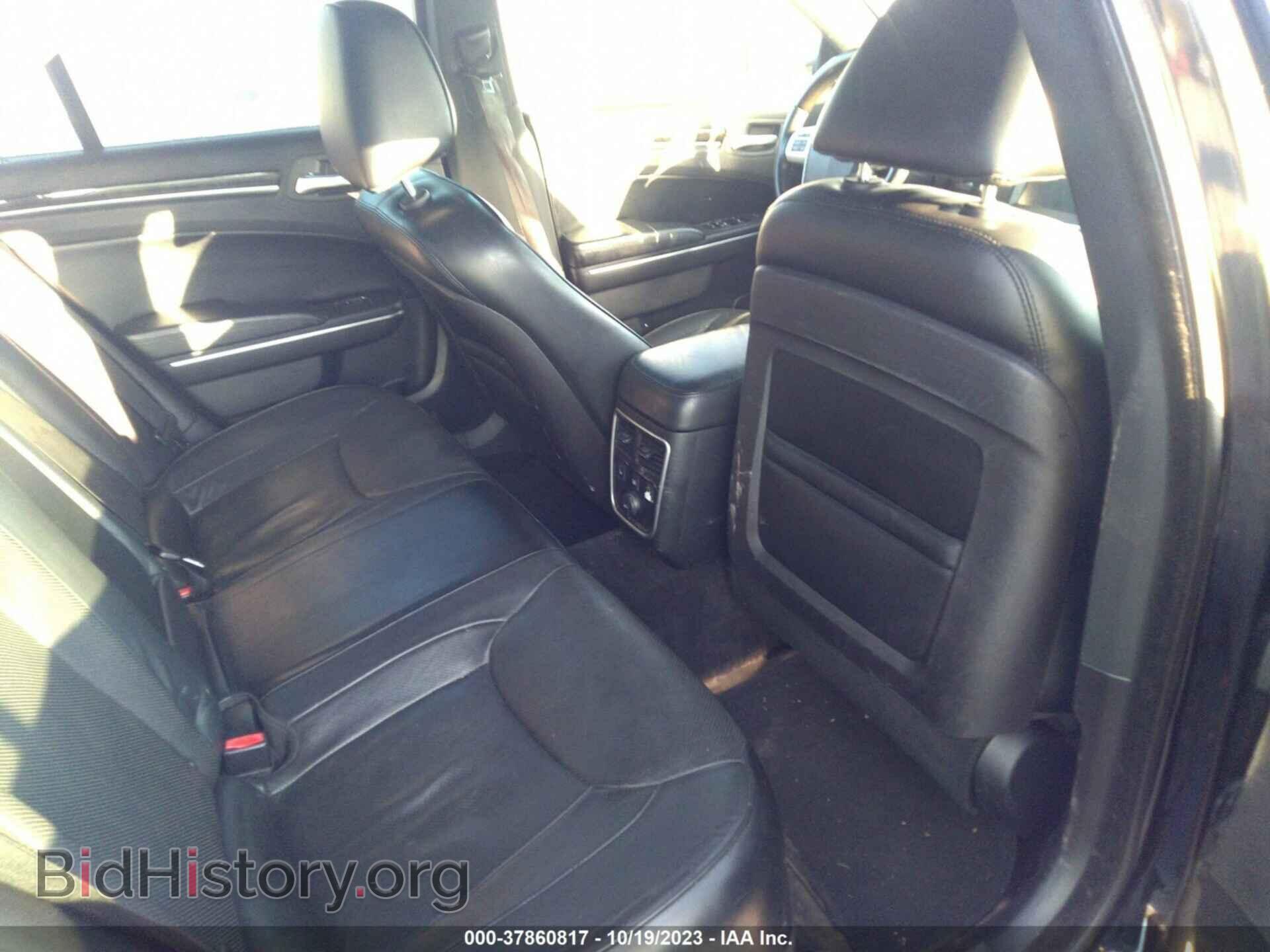 2014 CHRYSLER 300 - VIN: 2C3CCAET7EH109110 - Фото 8