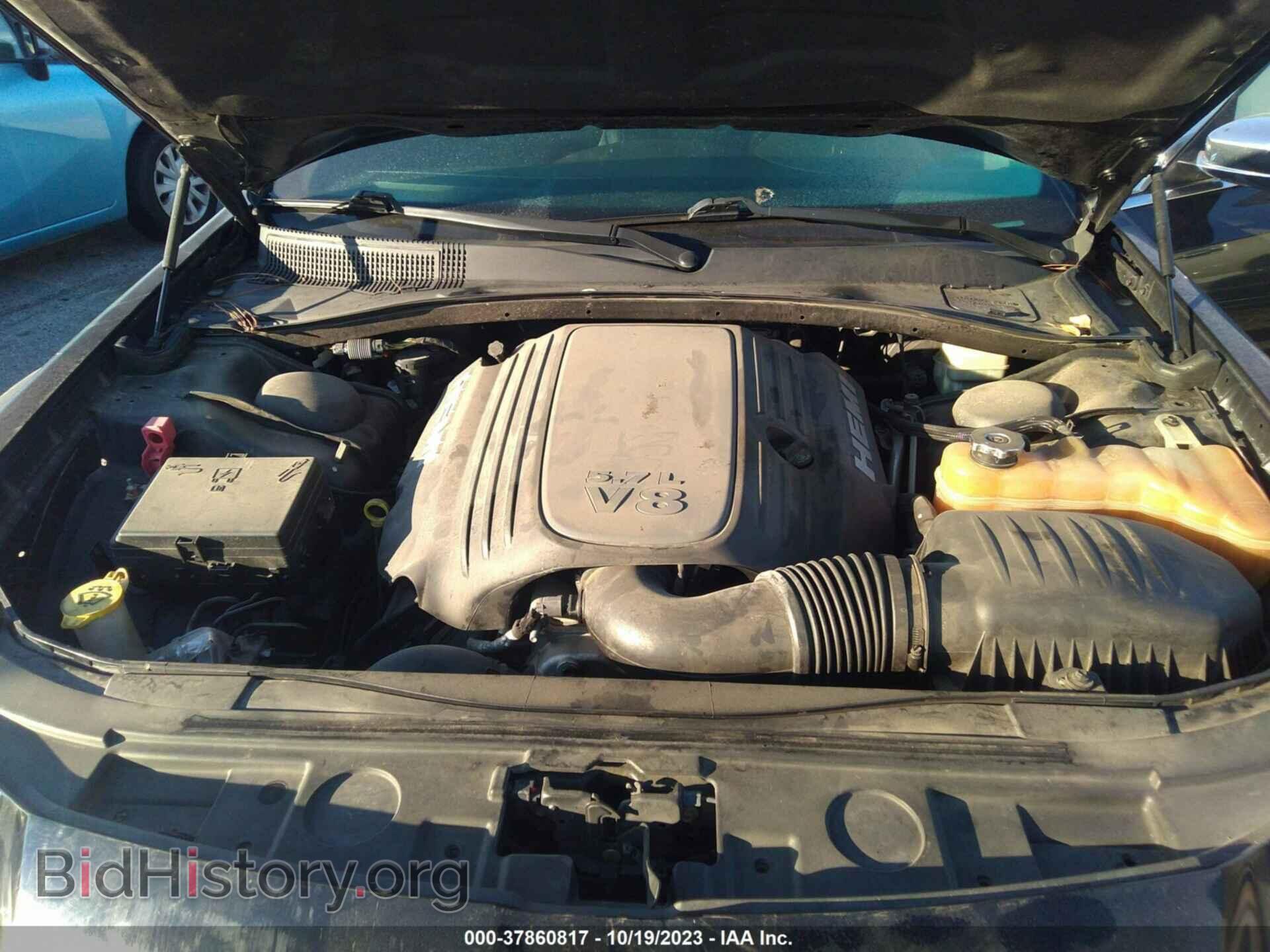 2014 CHRYSLER 300 - VIN: 2C3CCAET7EH109110 - Фото 10