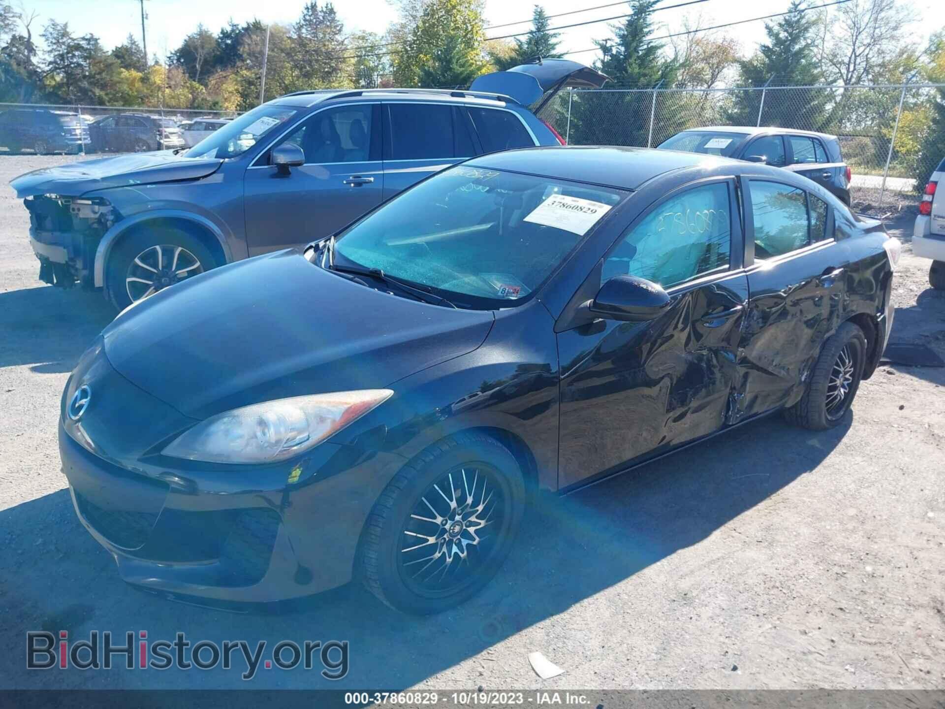 2012 MAZDA MAZDA3 - VIN: JM1BL1UFXC1592588 - Фото 2