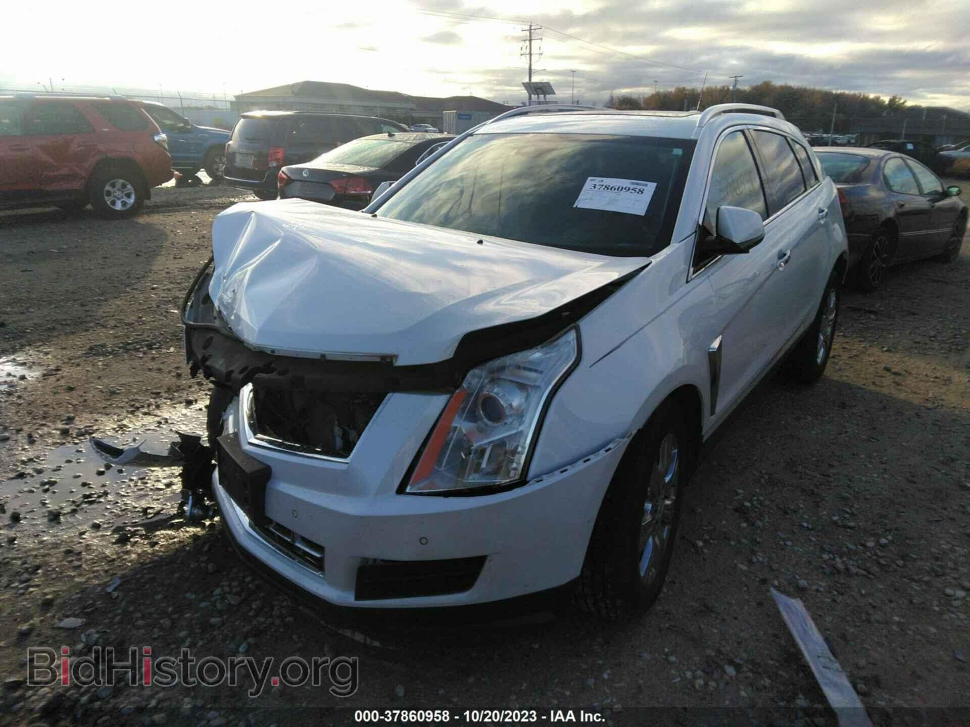 2016 CADILLAC SRX - VIN: 3GYFNEE34GS535714 - Фото 2