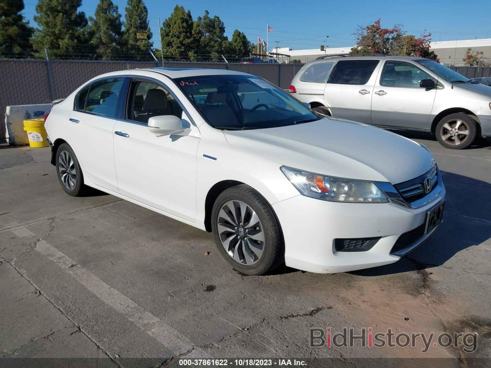 Photo 1HGCR6F72EA007951 - HONDA ACCORD HYBRID 2014