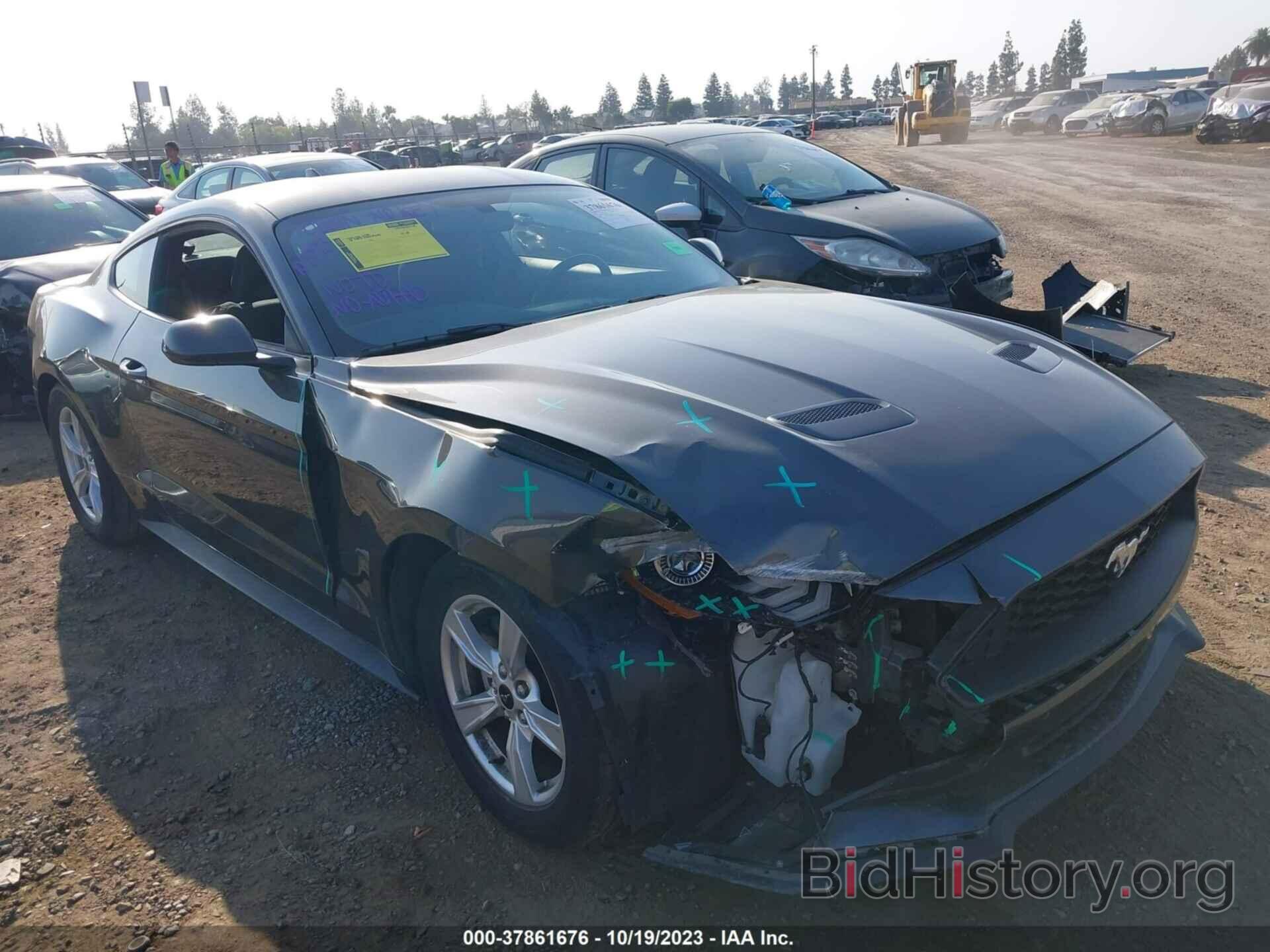 Photo 1FA6P8TH5L5189098 - FORD MUSTANG 2020