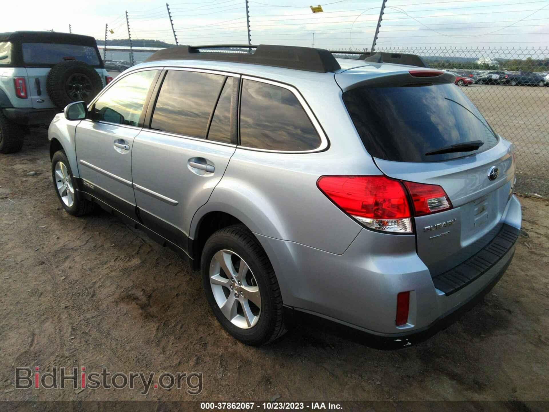2014 SUBARU OUTBACK - VIN: 4S4BRCKC2E3217672 - Фото 3