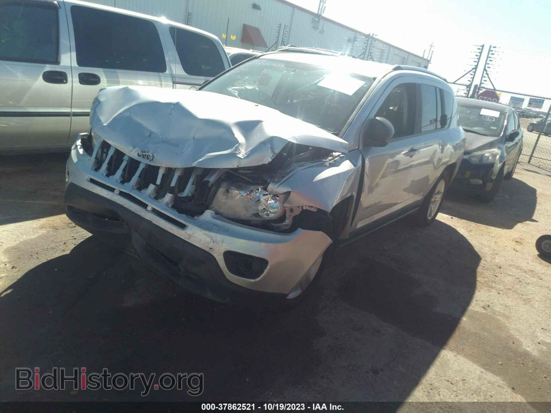 2011 JEEP COMPASS - VIN: 1J4NT1FB1BD160213 - Photo 2