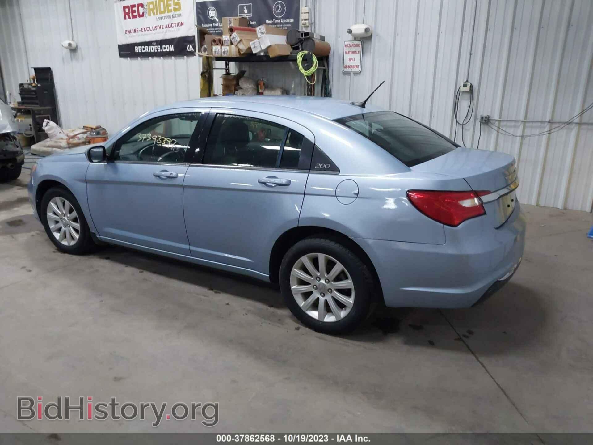 2012 CHRYSLER 200 - VIN: 1C3CCBBBXCN160588 - Фото 3