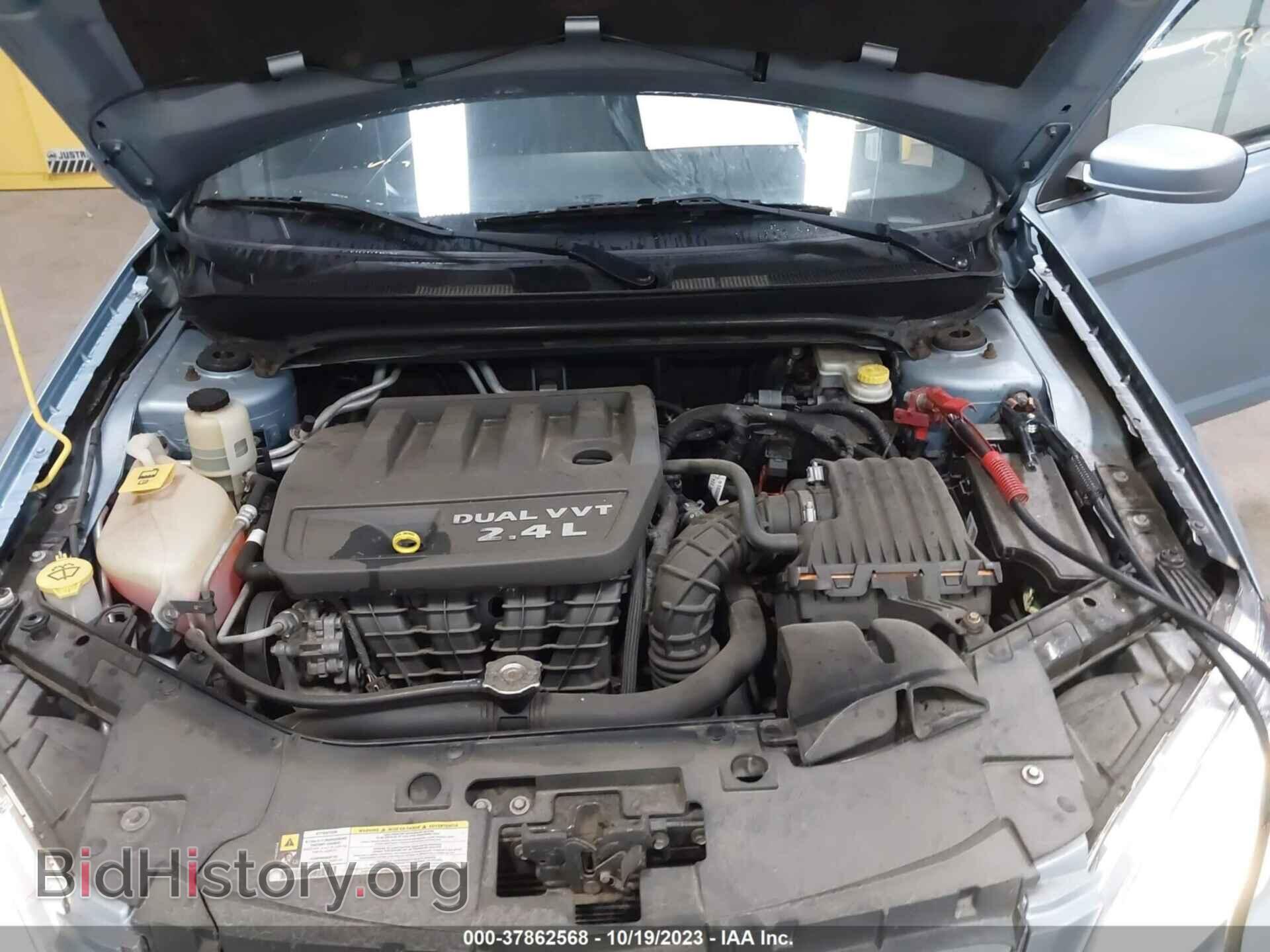 2012 CHRYSLER 200 - VIN: 1C3CCBBBXCN160588 - Фото 10