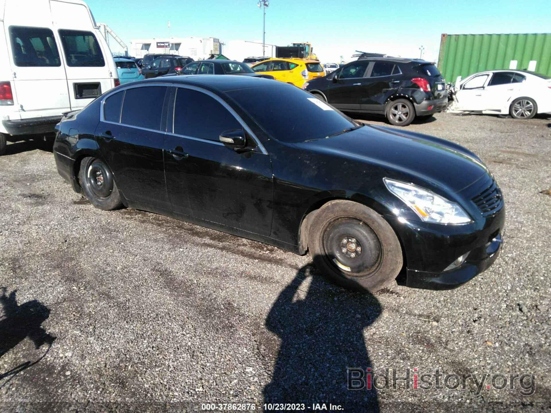 Photo JN1CV6AR7BM407634 - INFINITI G37X 2011