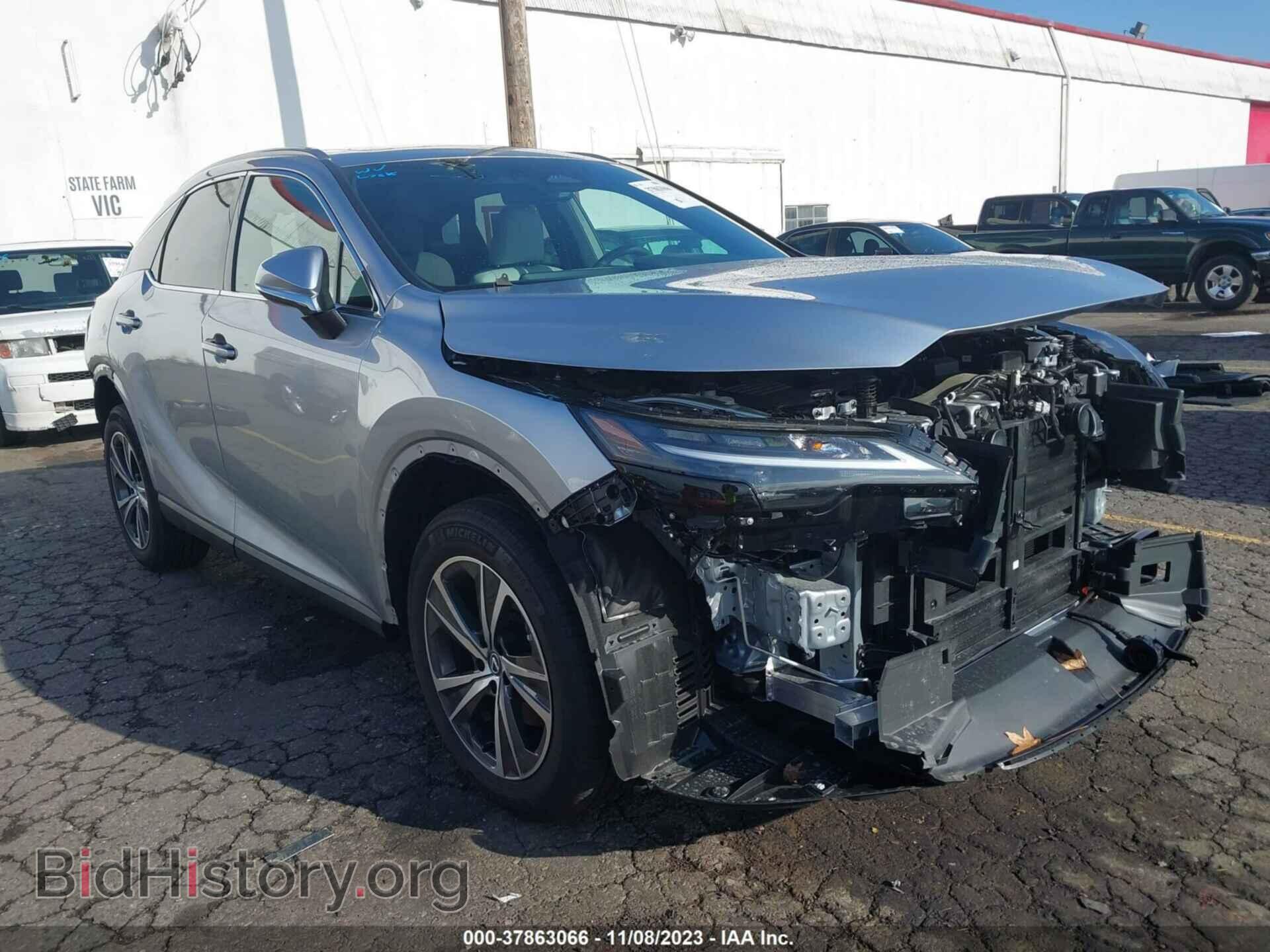 Photo 2T2BBMCA3PC014954 - LEXUS RX 2023