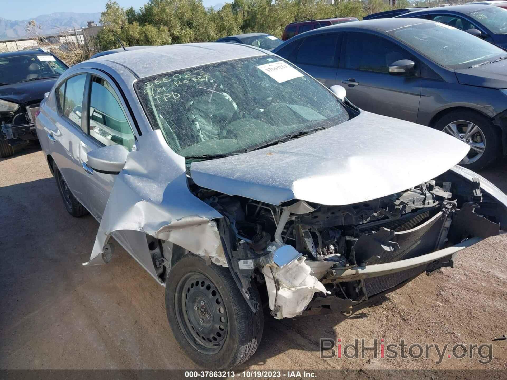 Photo 3N1CN7AP6KL862747 - NISSAN VERSA SEDAN 2019