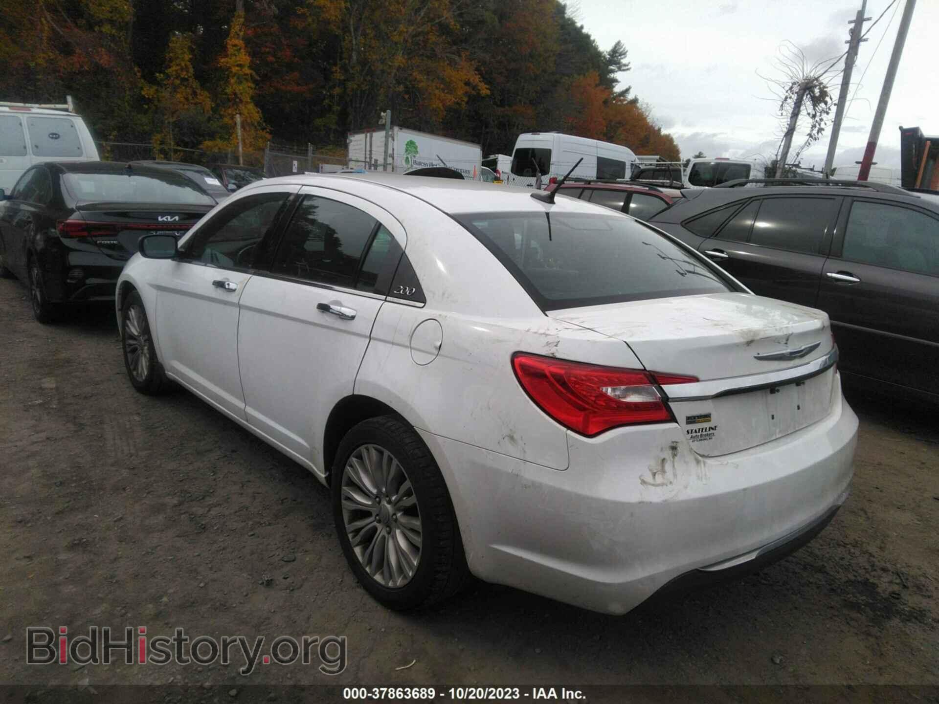 2012 CHRYSLER 200 - VIN: 1C3CCBCB2CN106247 - Фото 3