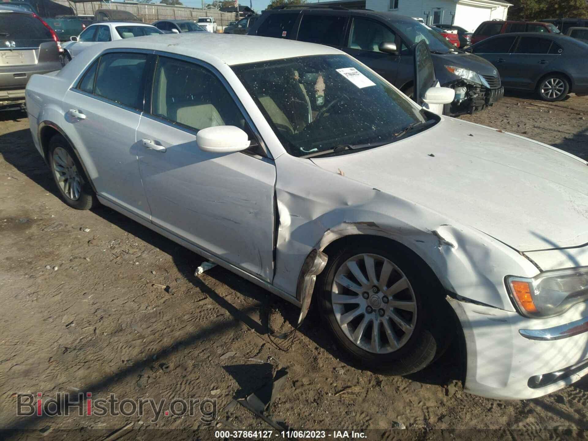 2013 CHRYSLER 300 - VIN: 2C3CCAAG9DH599234 - Фото 6