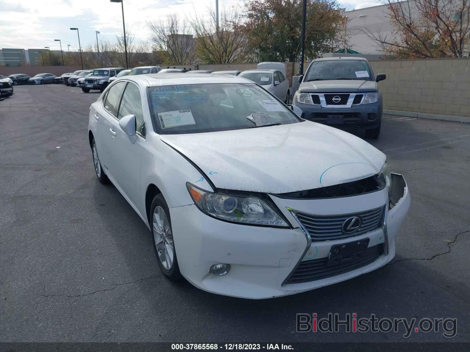 Photo JTHBW1GG5E2052248 - LEXUS ES 300H 2014